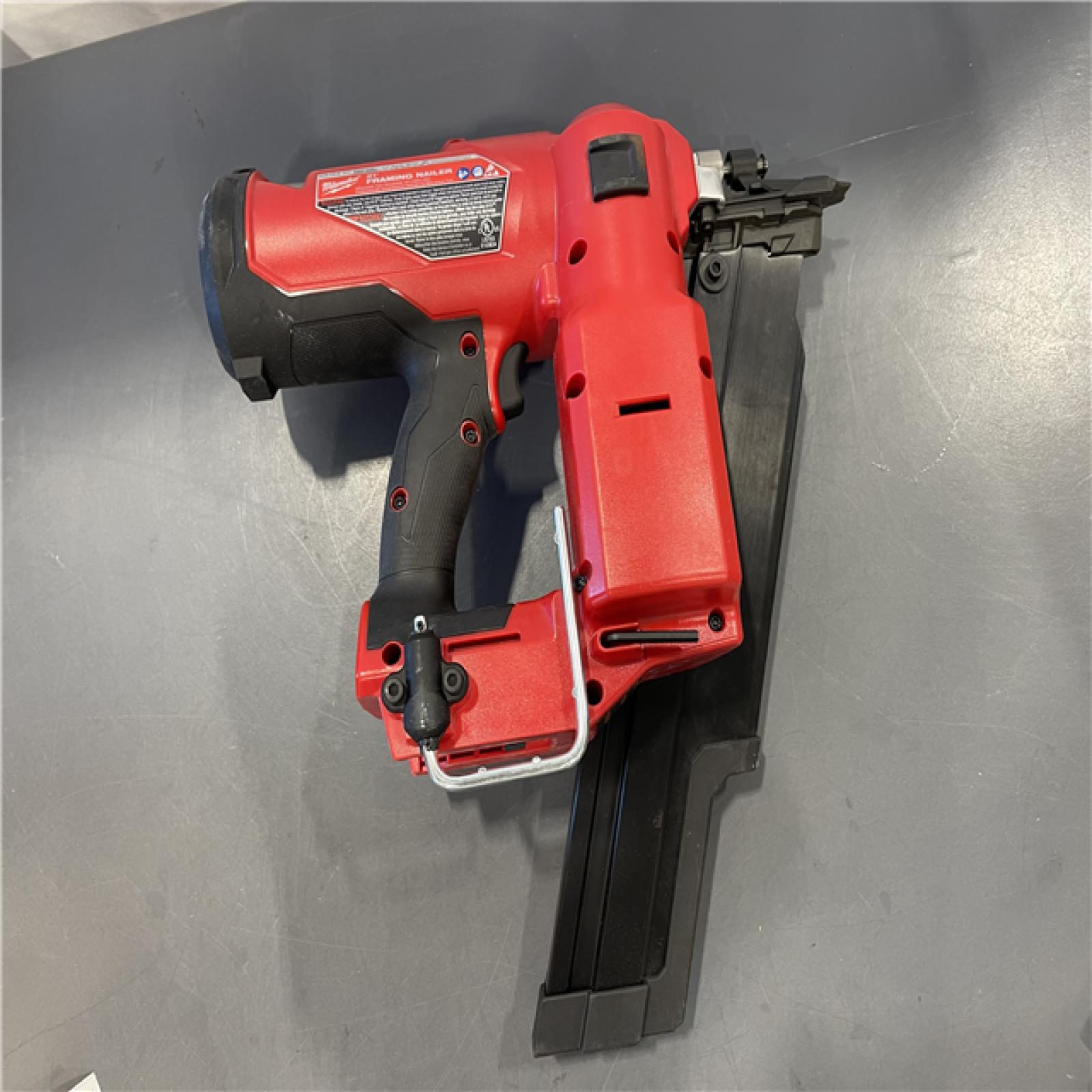 AS-IS - Milwaukee 2744-20 M18 FUEL 3-1/2 in. 18-Volt 21-Degree Lithium-Ion Brushless Cordless Framing Nailer (Tool-Only)