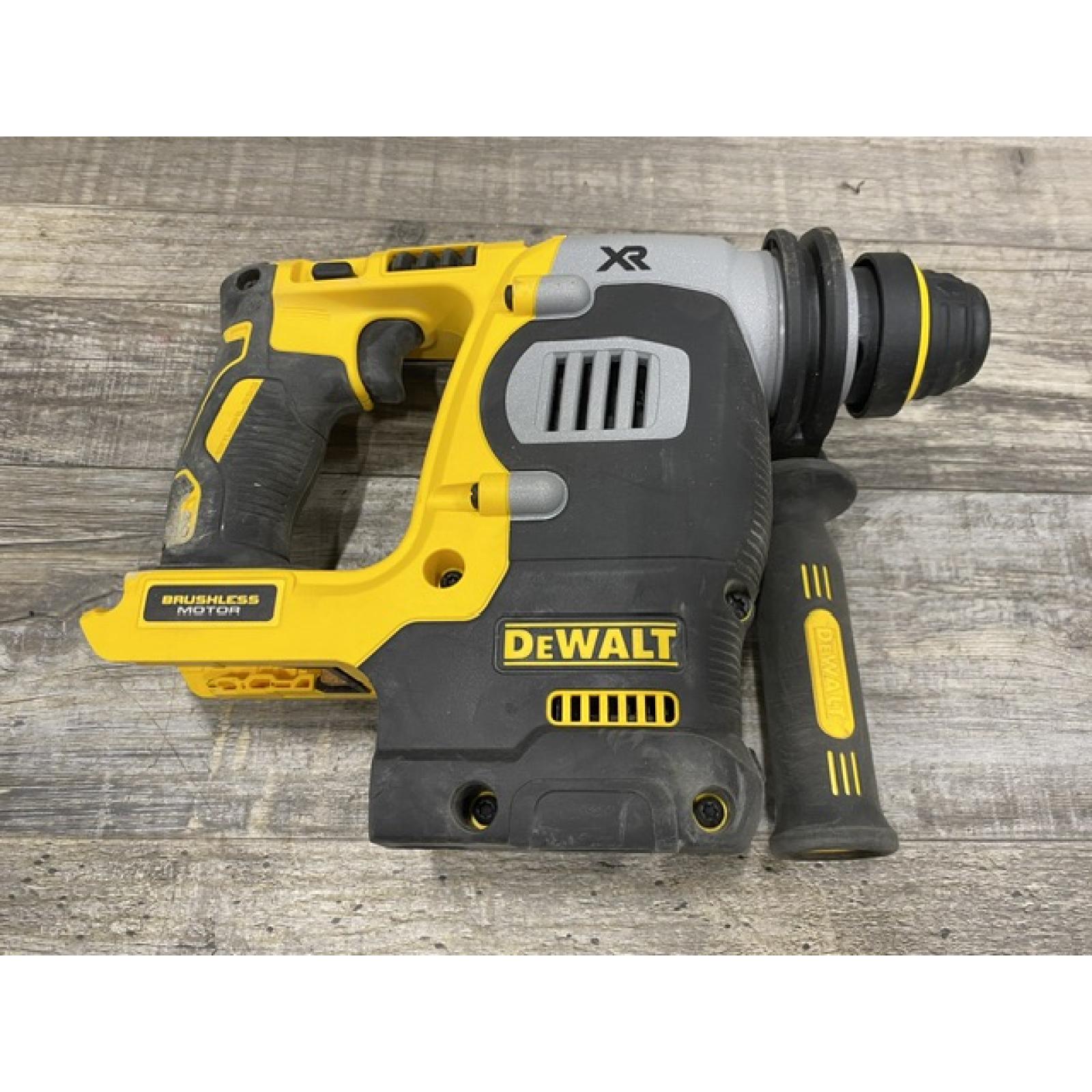AS-IS DEWALT 20V MAX XR Cordless Brushless 1 in. SDS Plus L-Shape Rotary Hammer (Tool Only)