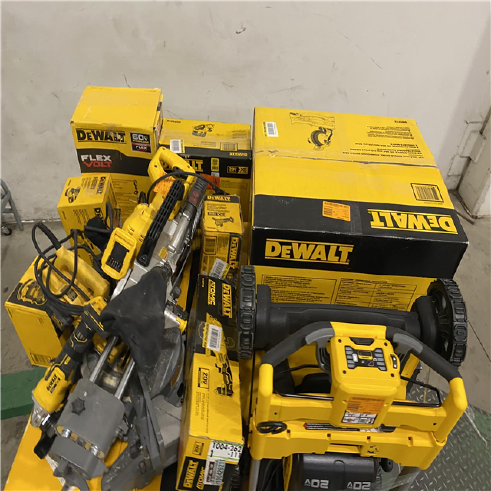 Dallas Location - As-Is DEWALT Tool Pallet