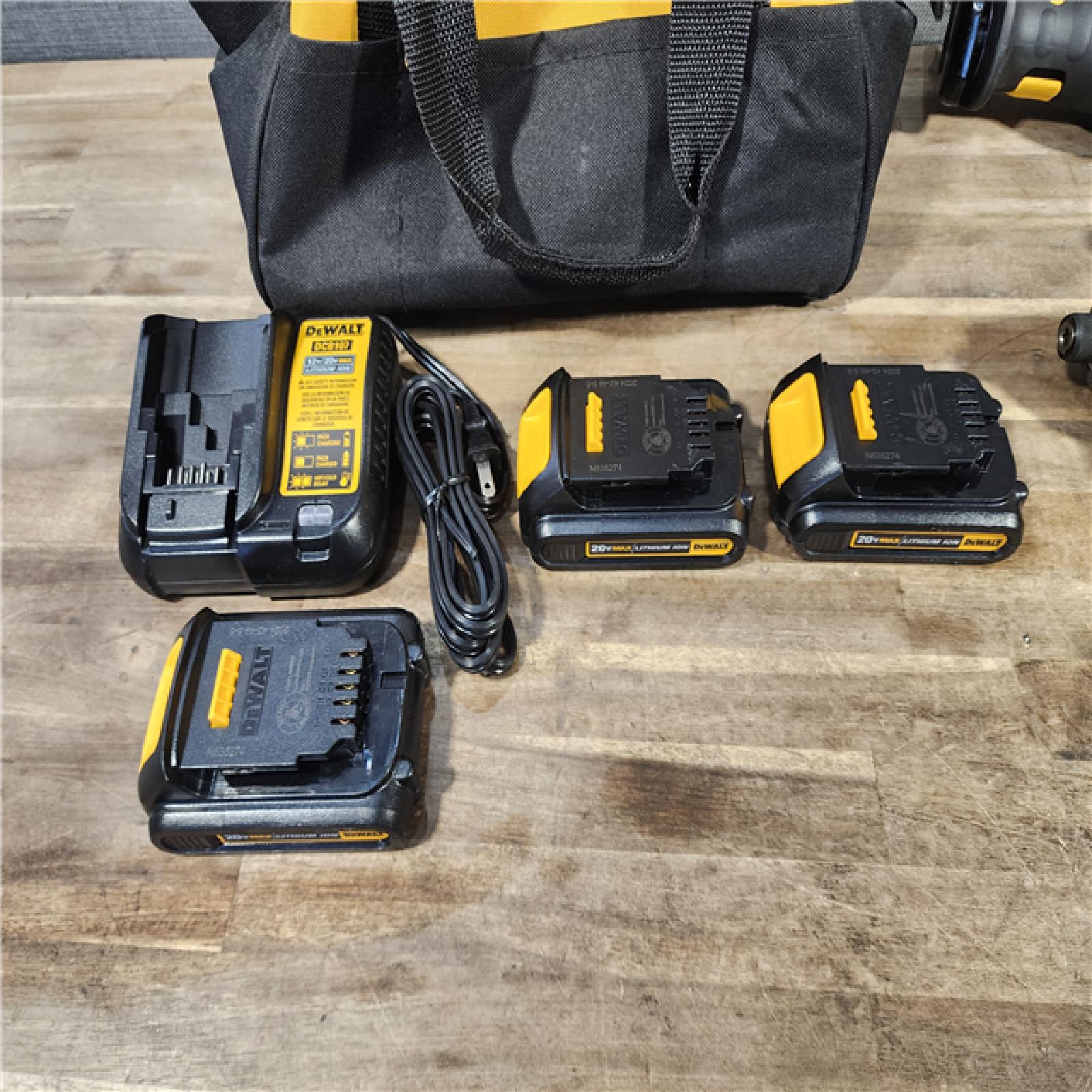 HOUSTON LOCATION - AS-IS DEWALT 3 TOOL COMBO KIT W/ (3) BATTERY & CHARGER