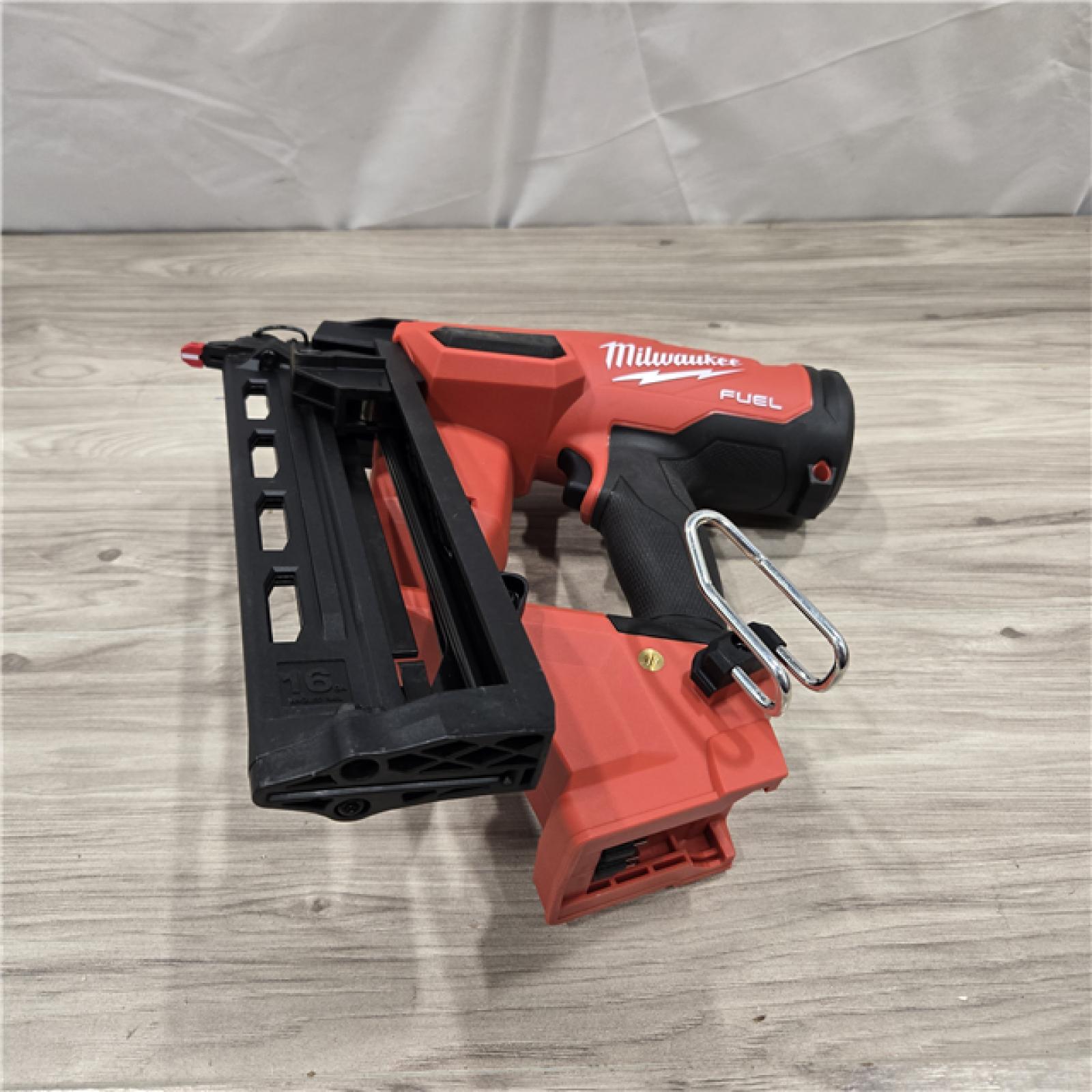 AS-IS Milwaukee 2841-20 18V Cordless Gen II 16 Gauge Angled Finish Nailer (Tool Only)