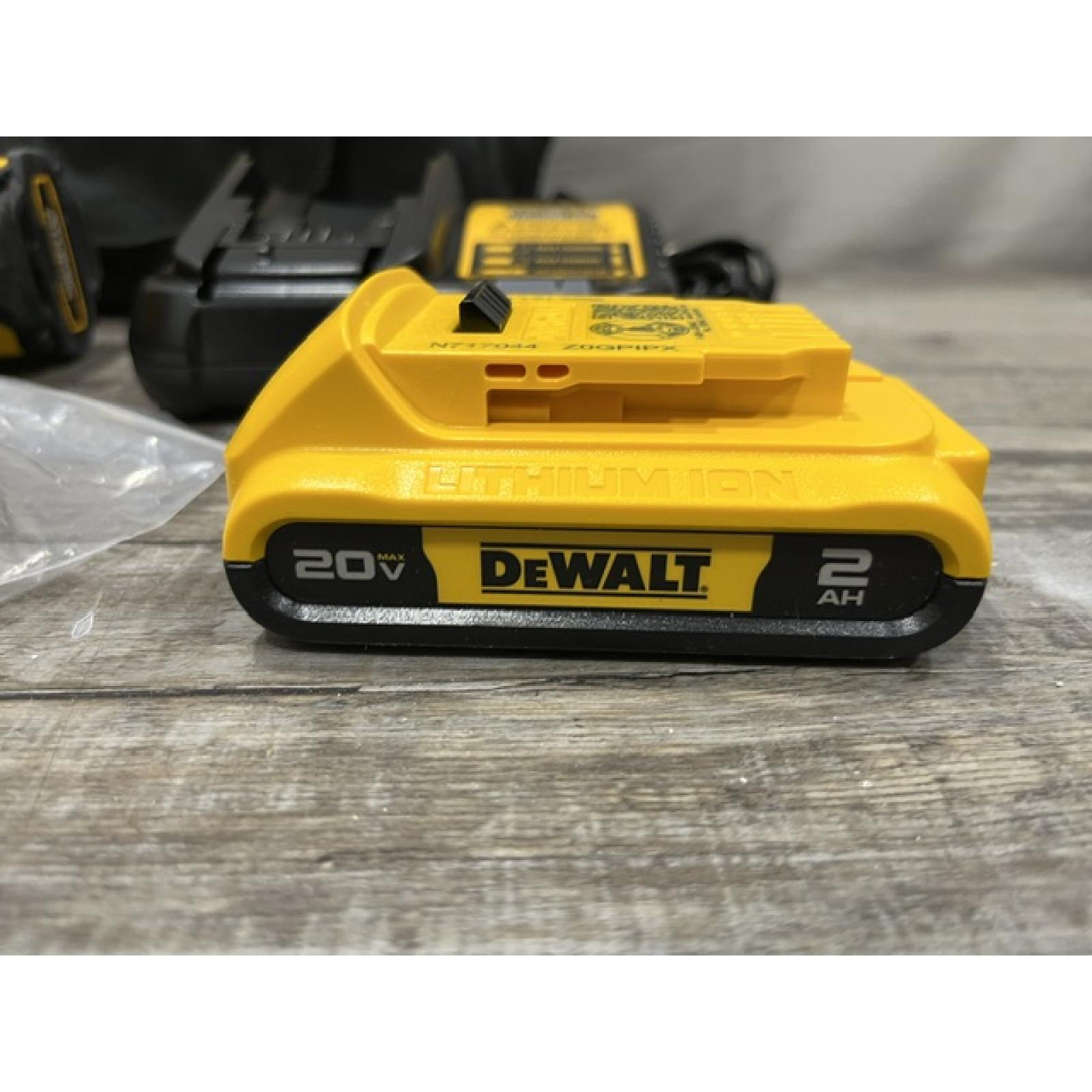 AS-IS DEWALT Atomic 20V Lithium-Ion Cordless Compact 1/2 in. Drill/Driver Kit