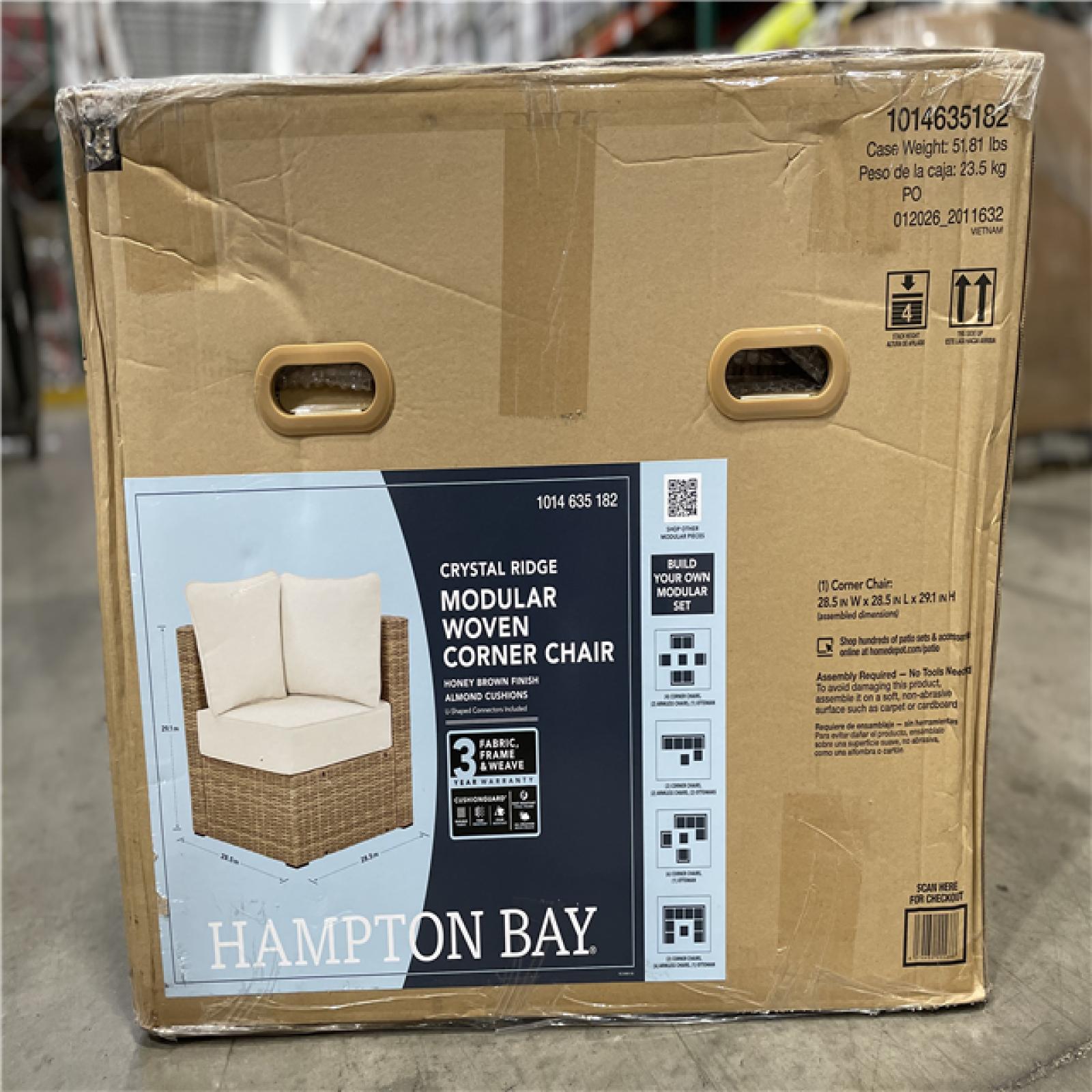 DALLAS LOCATION- NEW!- Hampton Bay Crystal Ridge Modular Woven Corner Chair