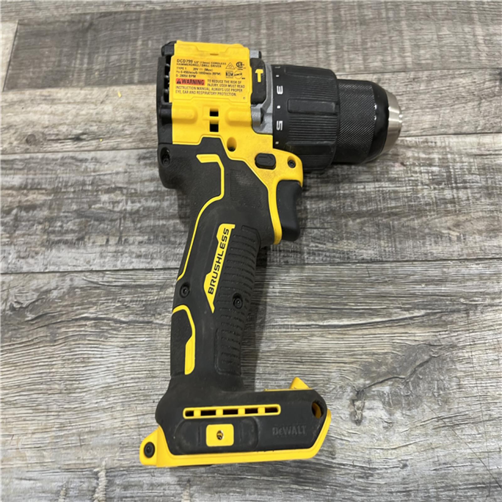 AS-IS DEWALT ATOMIC 20V Lithium-Ion Cordless 1/2 in. Hammer Drill Kit