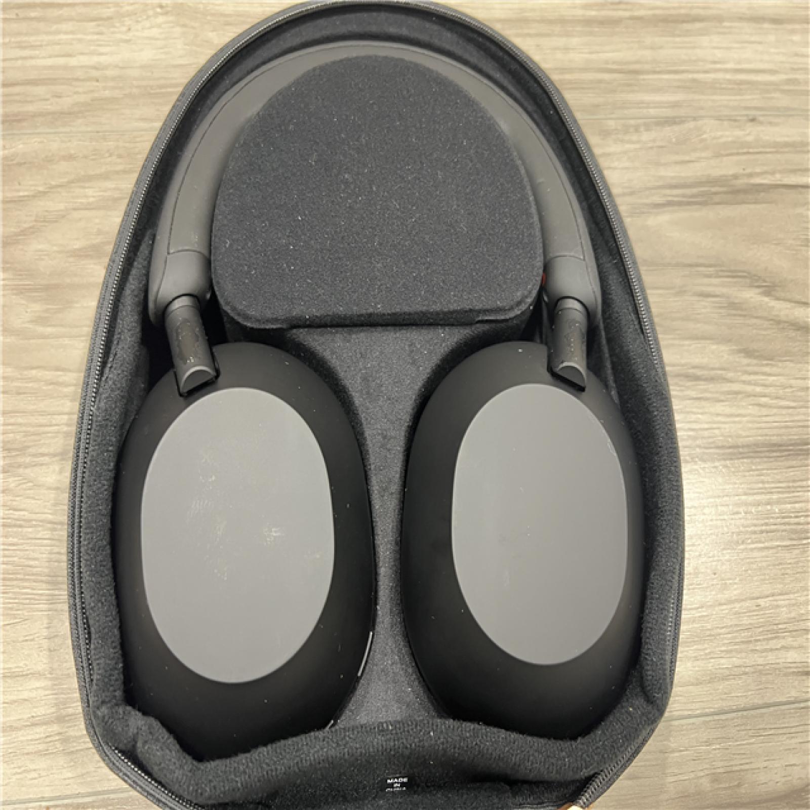 AS-IS Sony - WH-1000XM5 Wireless Noise Cancelling Over-the-Ear Headphones - Black