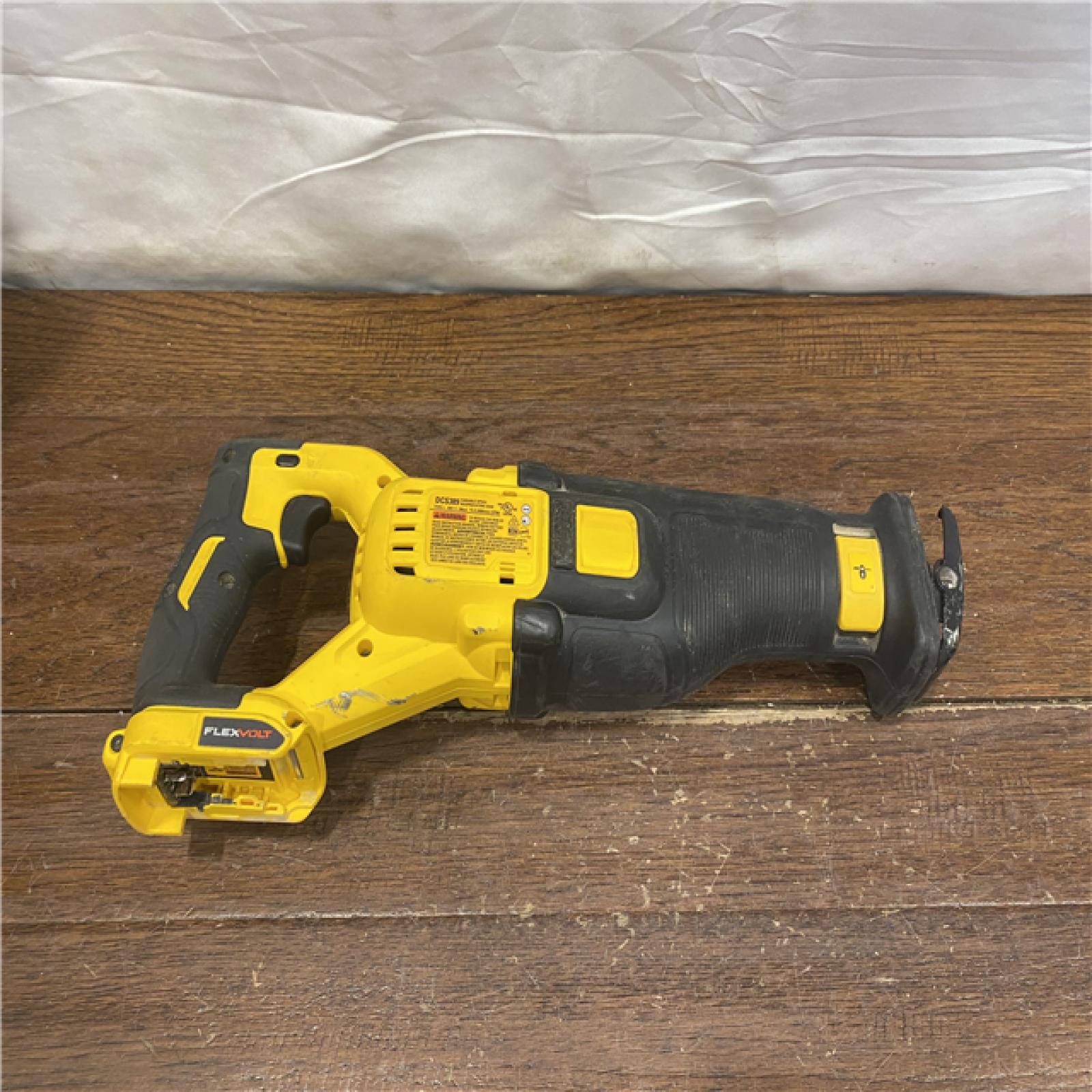 AS-IS DeWalt DCS389B FLEXVOLT 60V MAX Cordless Brushless Reciprocating Saw (Tool-Only)