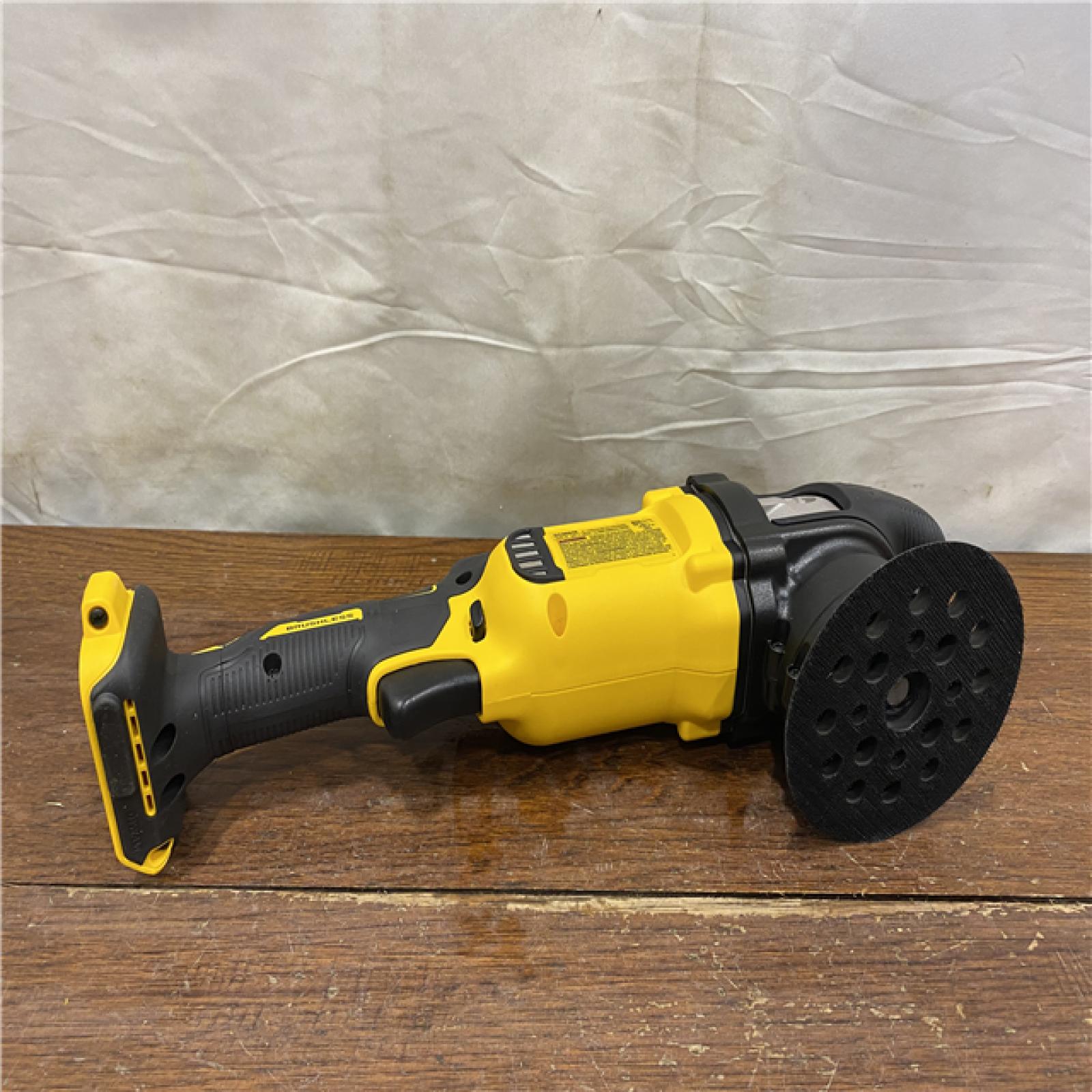 AS-IS DeWalt 20V MAX XR Cordless Brushless 5 in. Variable Speed Random Orbit Polisher (Tool Only)