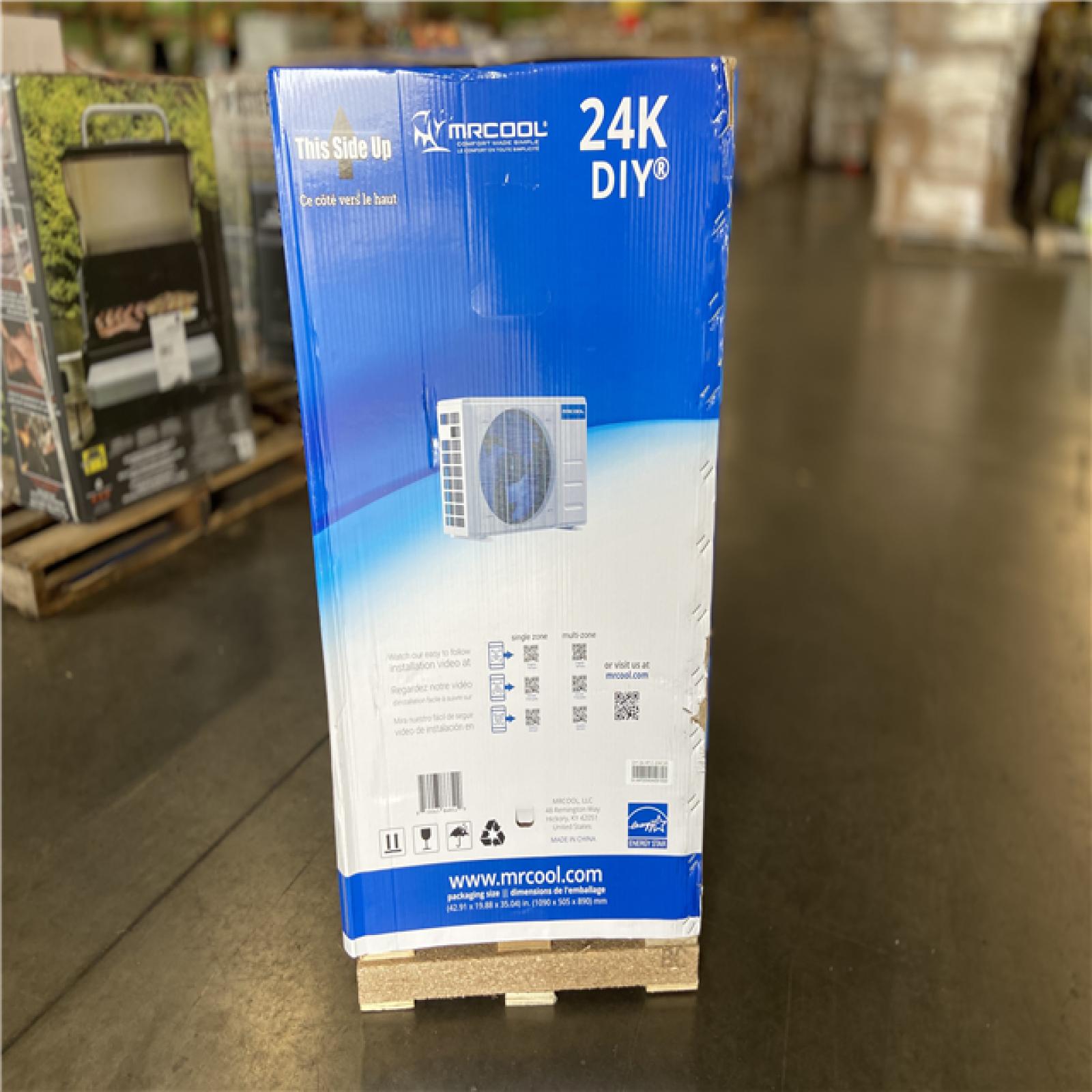 DALLAS LOCATION - MRCOOL DIY 24,000 BTU 20.5 Ton 3-Zone Mini Split Heat Pump Condenser
