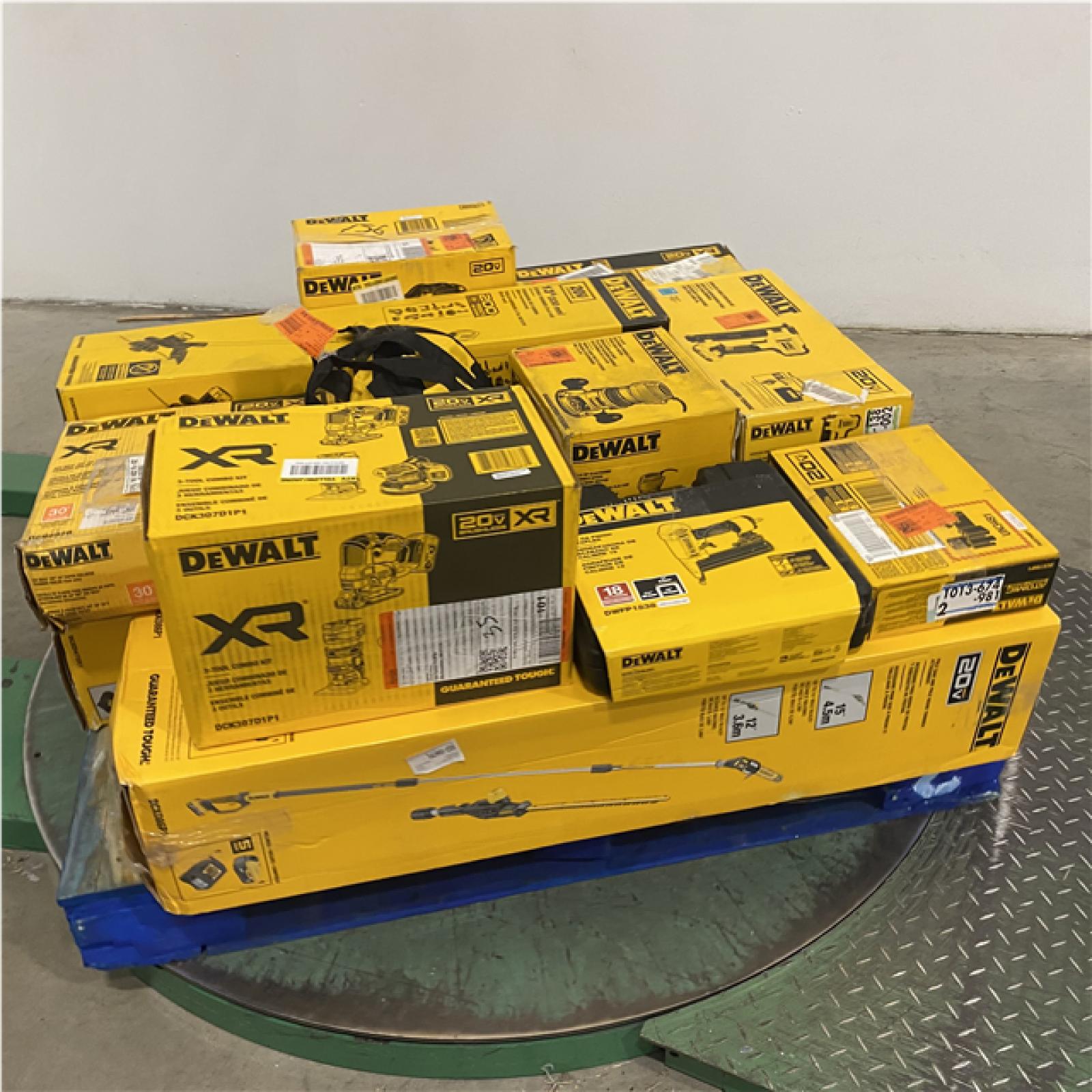 Dallas Location - As-Is Tool Pallet