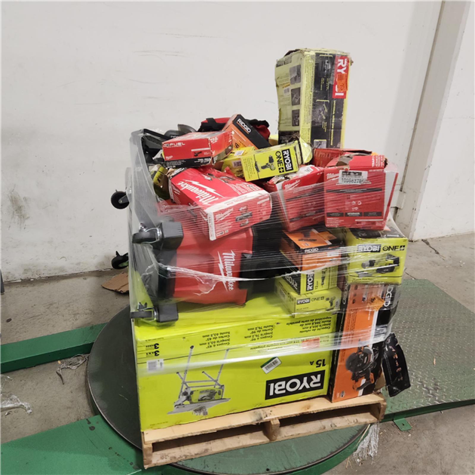 Dallas Location - As-Is Tool Pallet