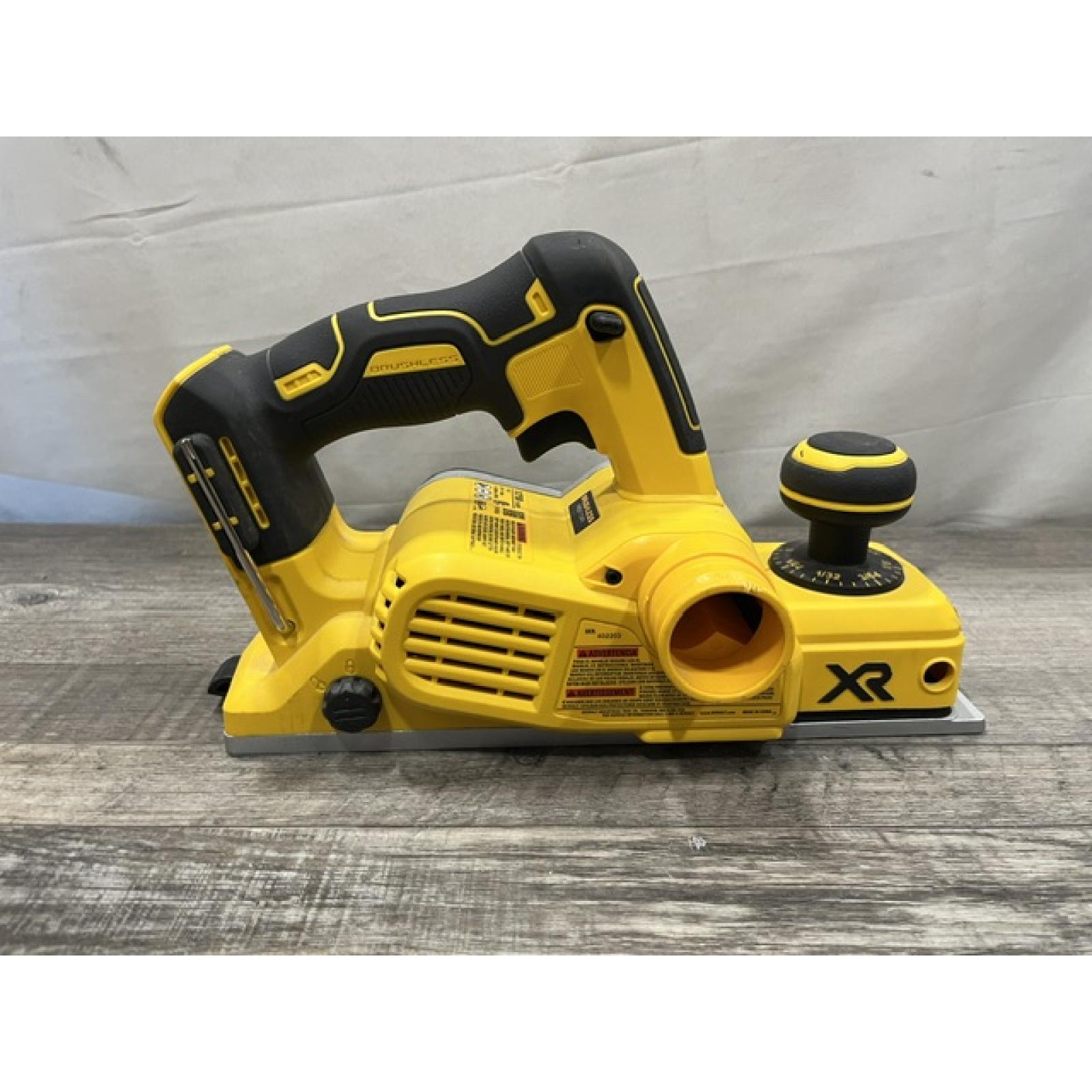 AS-IS DEWALT 20V MAX XR Cordless Brushless 3-1/4 in. Planer (Tool Only)