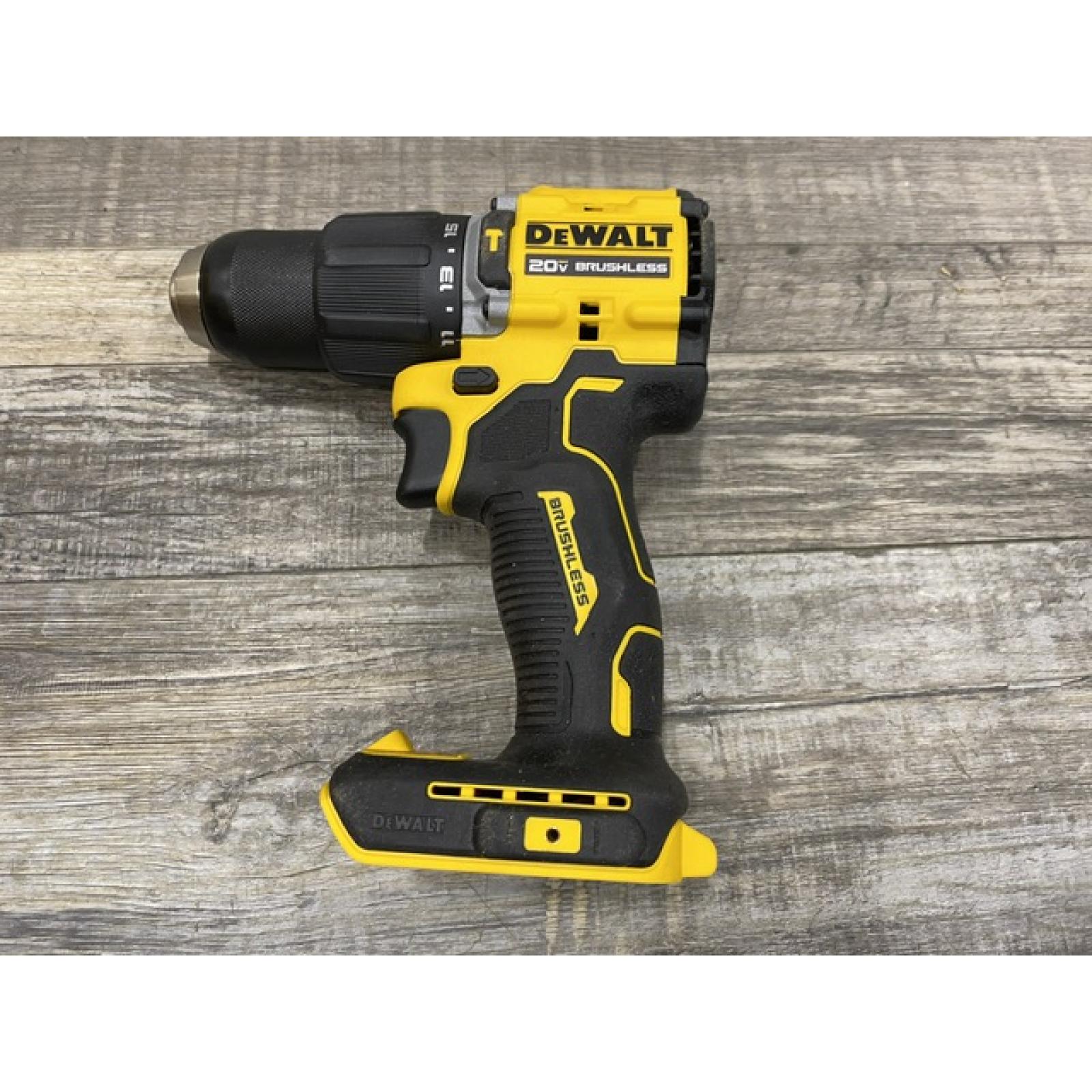 AS-IS DEWALT ATOMIC 20V Lithium-Ion Cordless 1/2 in. Hammer Drill Kit