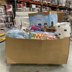 DALLAS LOCATION- NEW! BULLSEYE MIXED CLOTHING PALLET (300 UNITS)