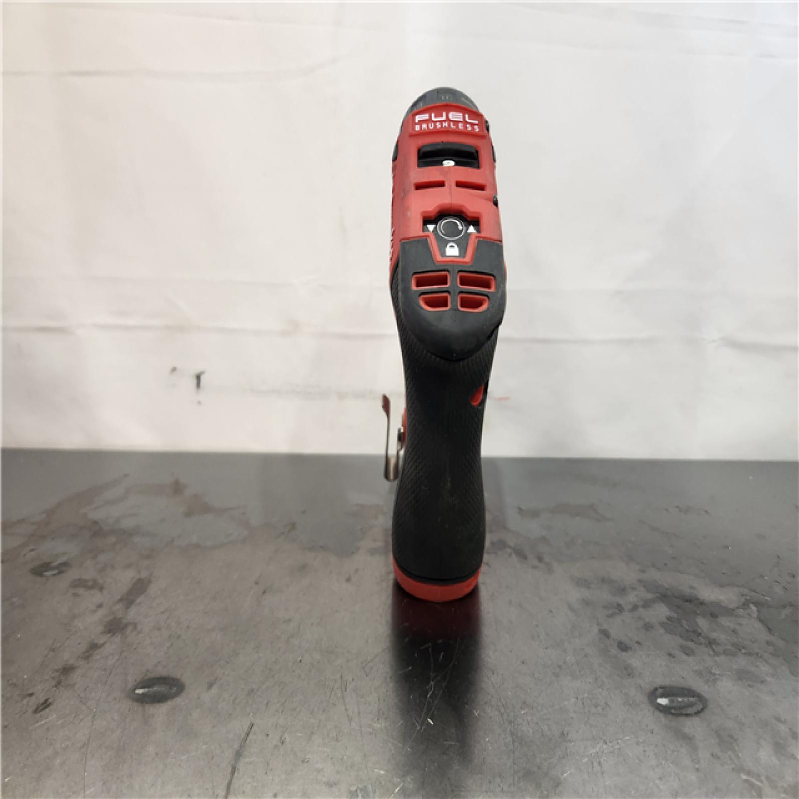 AS-IS-  M12 Fuel Installation Drill & Driver Kit