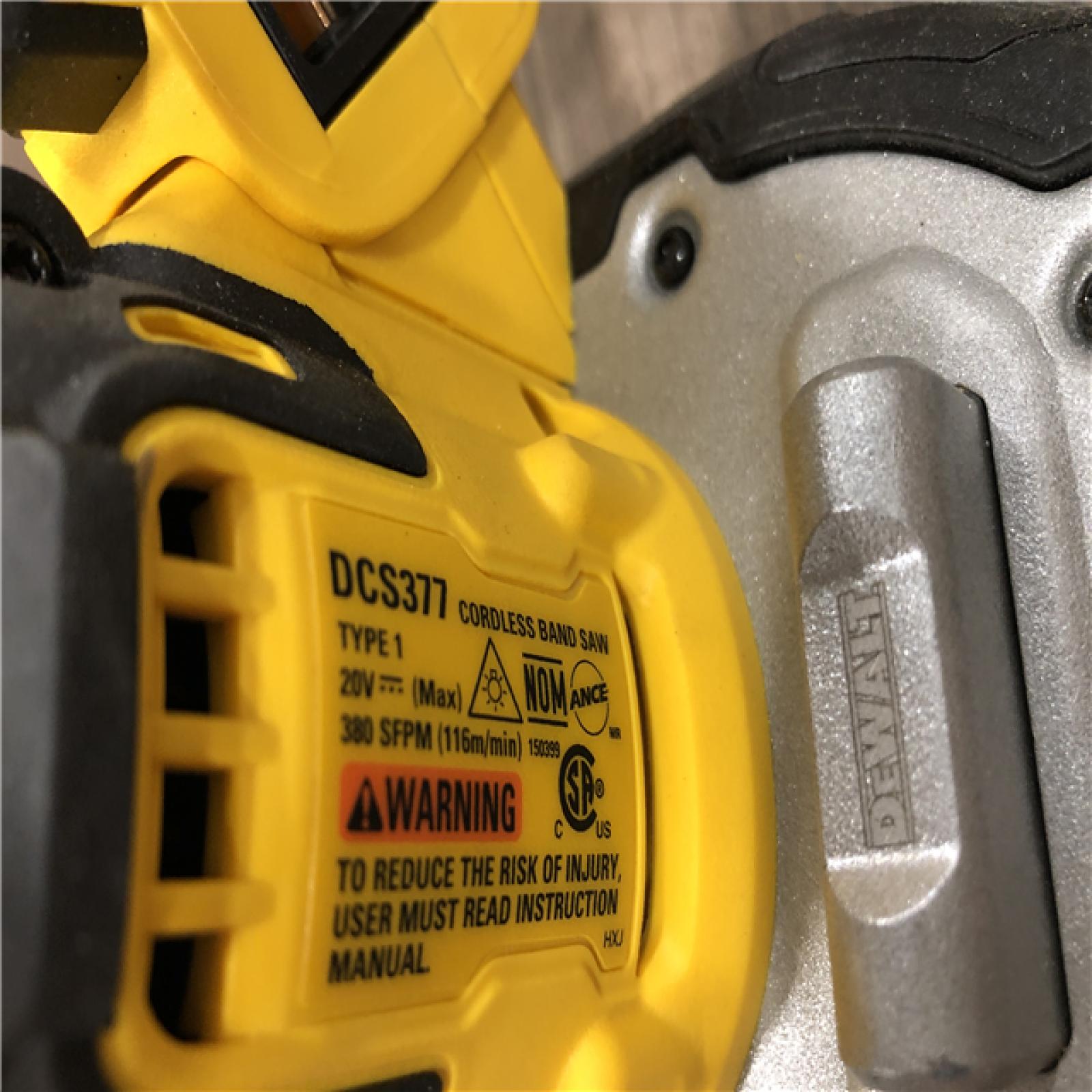 AS-IS DEWALT ATOMIC 20V MAX Cordless Brushless Compact 1-3/4 in. Bandsaw (Tool Only)