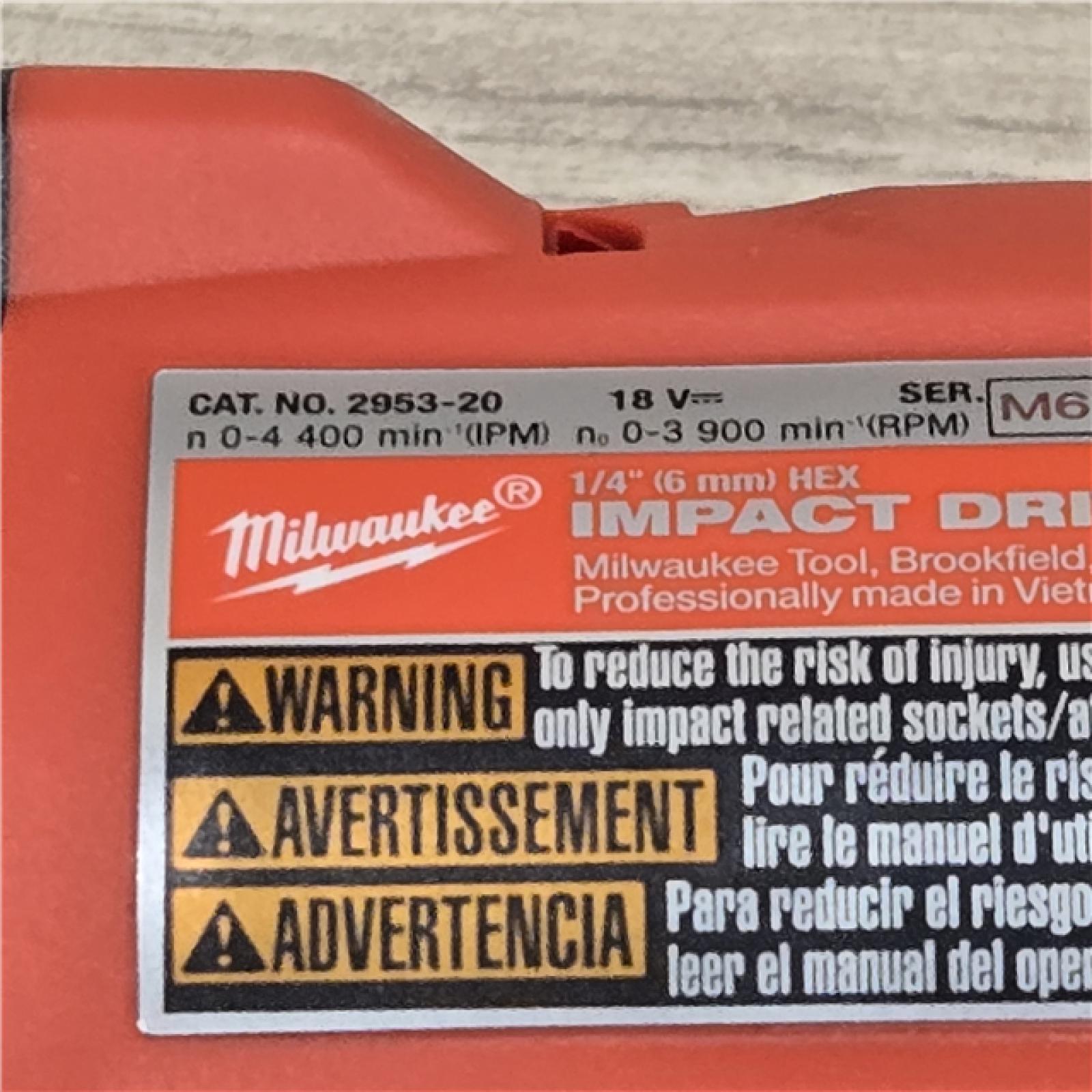 AS-IS Milwaukee 2953-22 M18 FUEL 1/4 Hex Impact Driver Kit