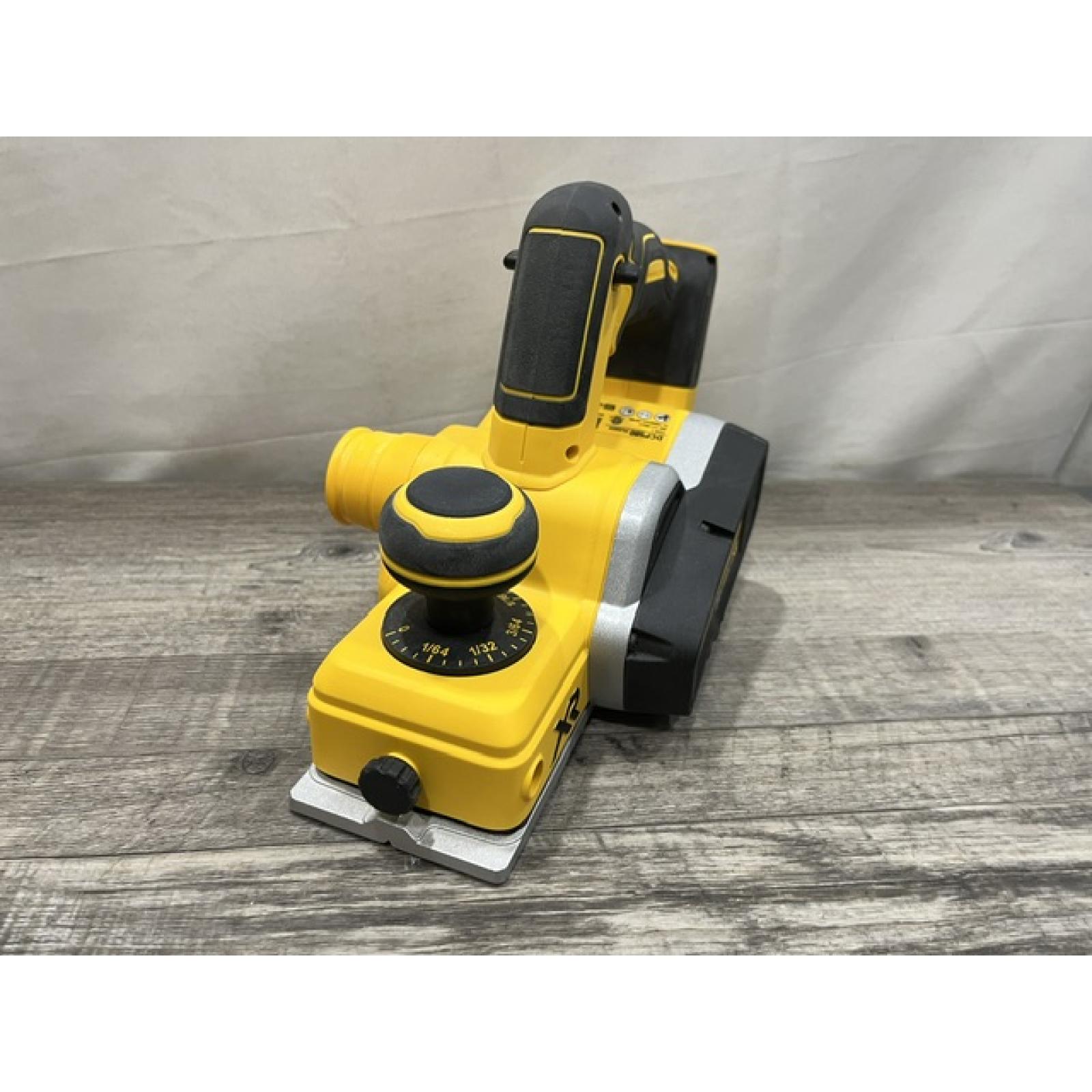 AS-IS DEWALT 20V MAX XR Cordless Brushless 3-1/4 in. Planer (Tool Only)