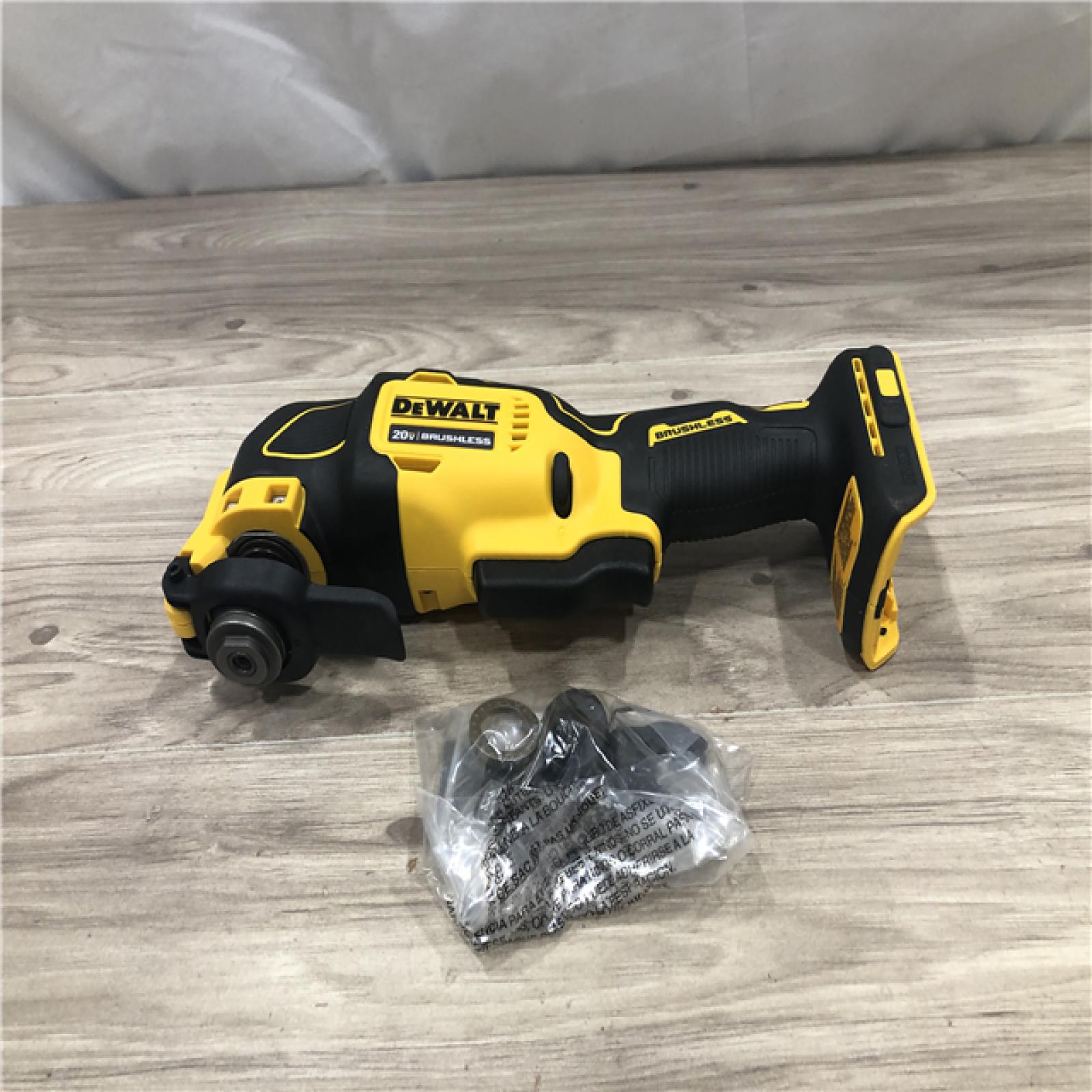 AS-IS DEWALT ATOMIC 20V MAX Cordless Oscillating Multi Tool (Tool Only)
