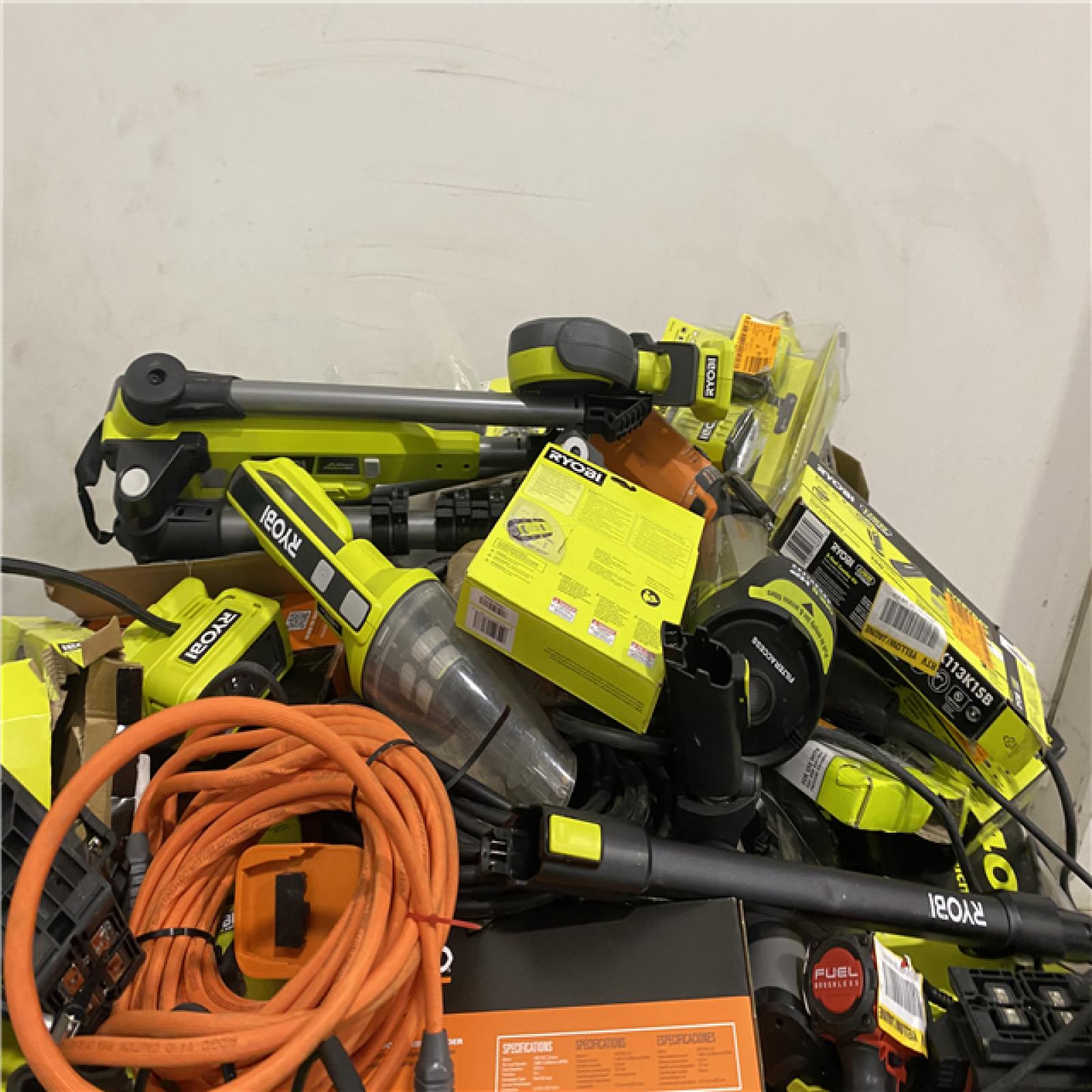 Dallas Location - As-Is Tool Pallet