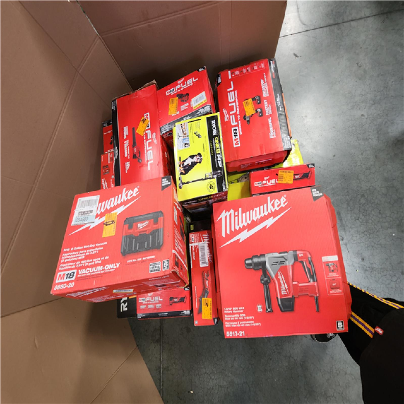 CALIFORNIA AS-IS TOOL PALLET