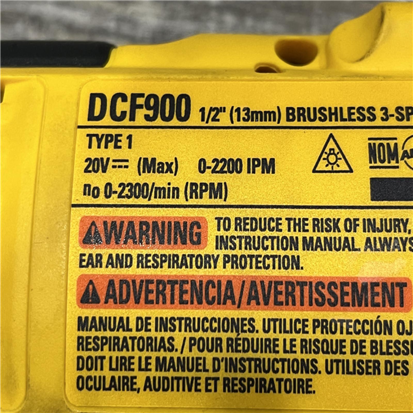 AS-IS DEWALT 20V MAX Lithium-Ion Cordless 1/2 in. Impact Wrench Kit