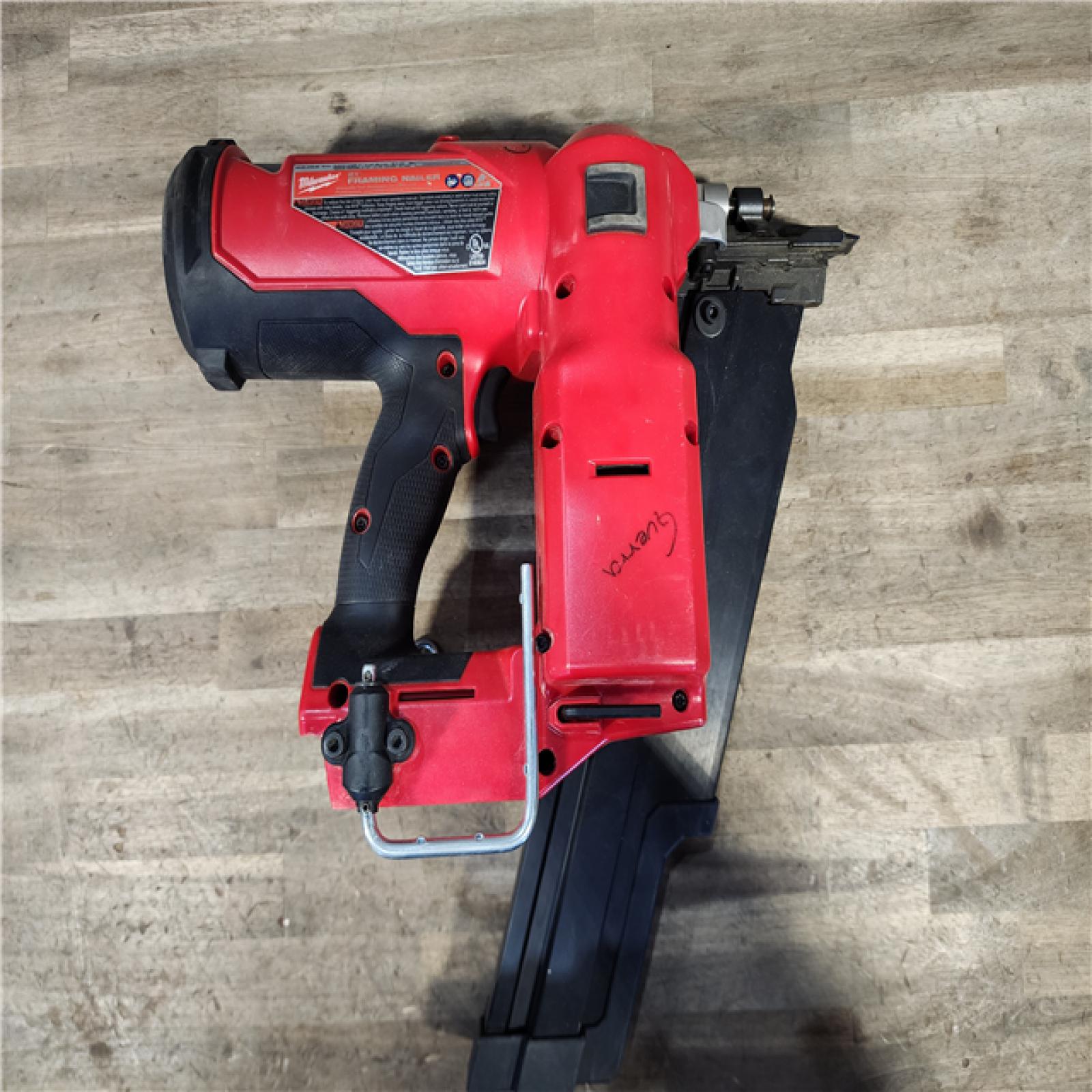 HOUSTON LOCATION - AS-IS Milwaukee 2744-20 M18 FUEL 3-1/2 in. 18V 21-Degree Lithium-Ion Brushless Cordless Framing Nailer (Tool-Only)