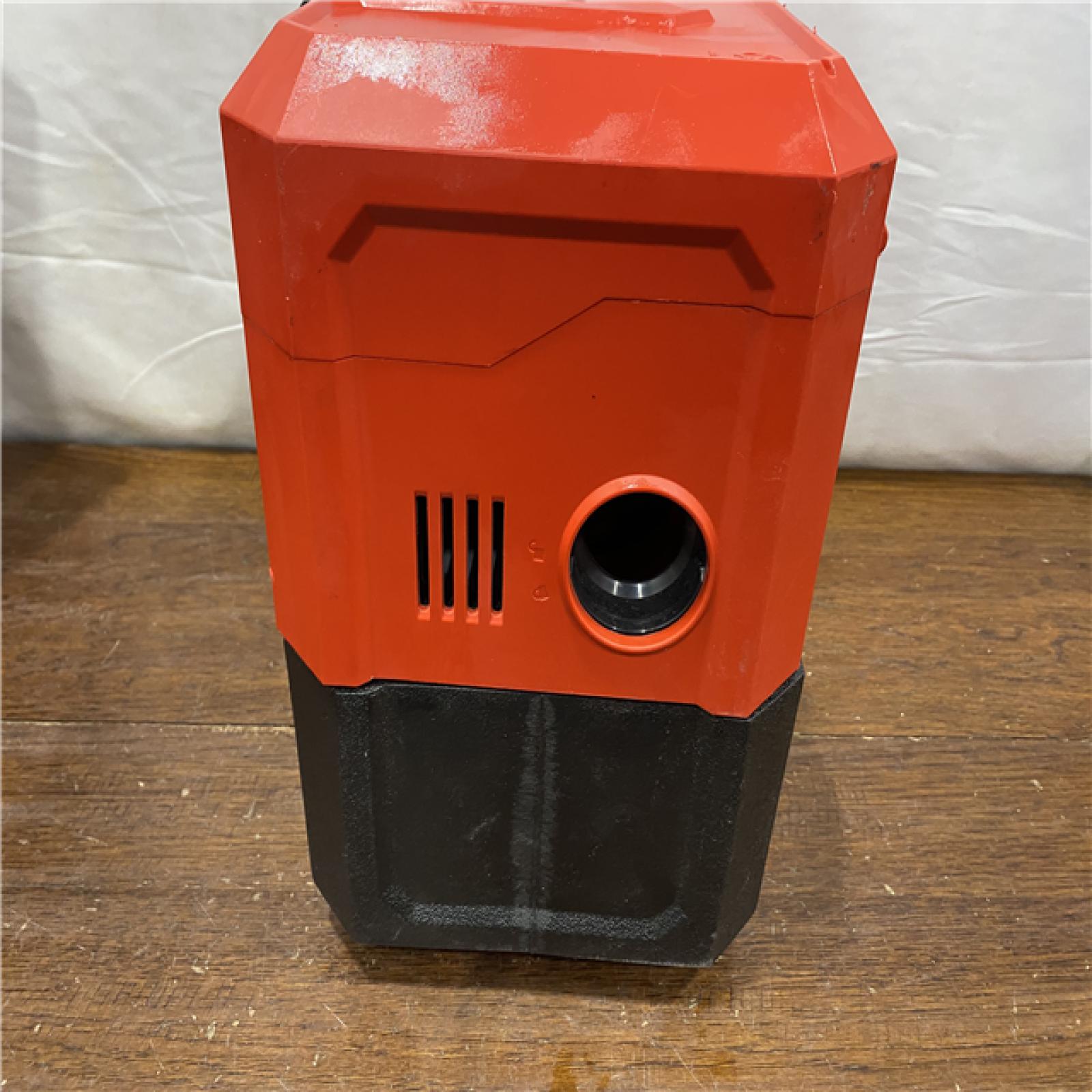 AS-IS Milwaukee M12 FUEL 12-Volt Lithium-Ion Brushless Cordless 1.6 Gal. Wet/Dry Vacuum (Tool-Only)