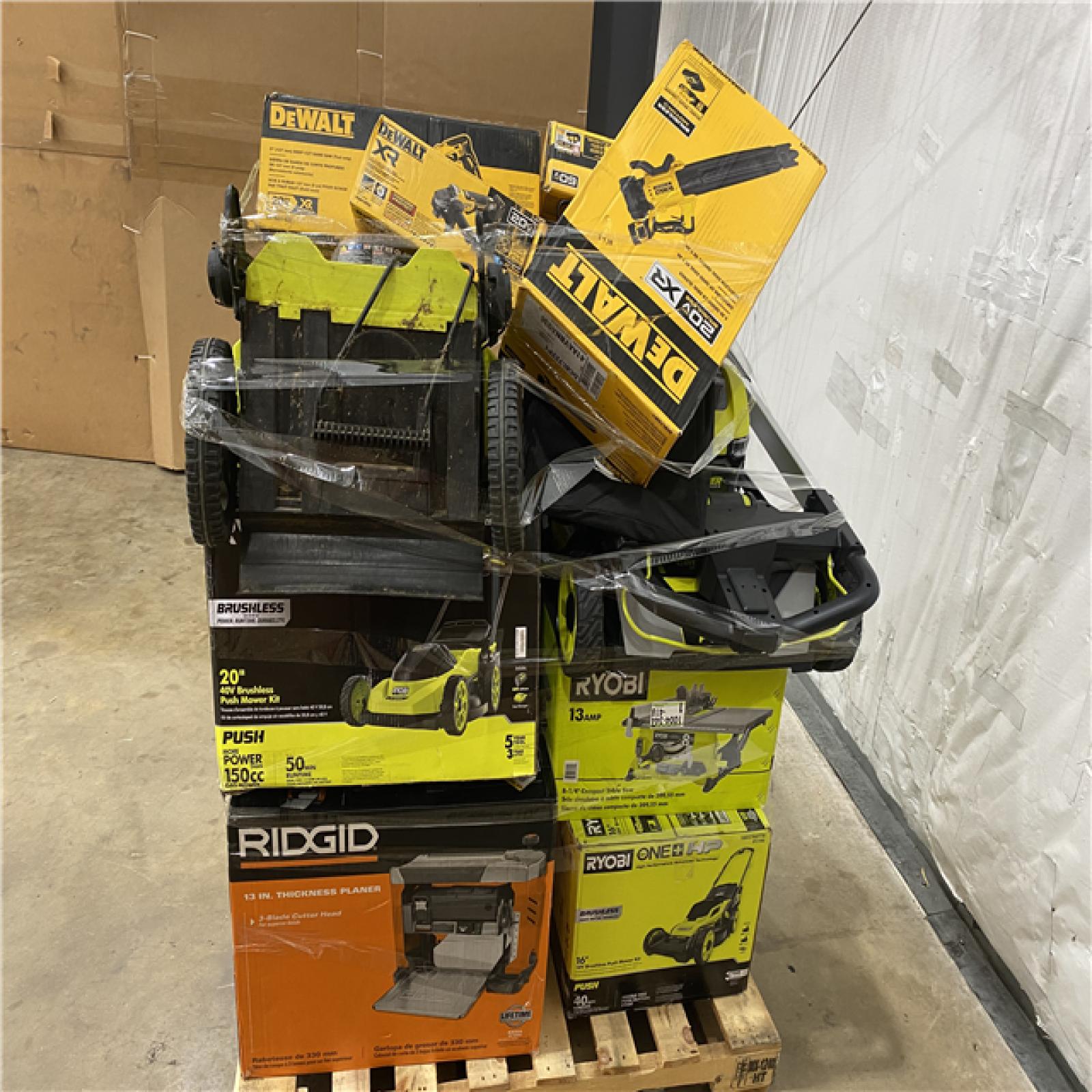 Houston Location AS IS - Tool Pallet