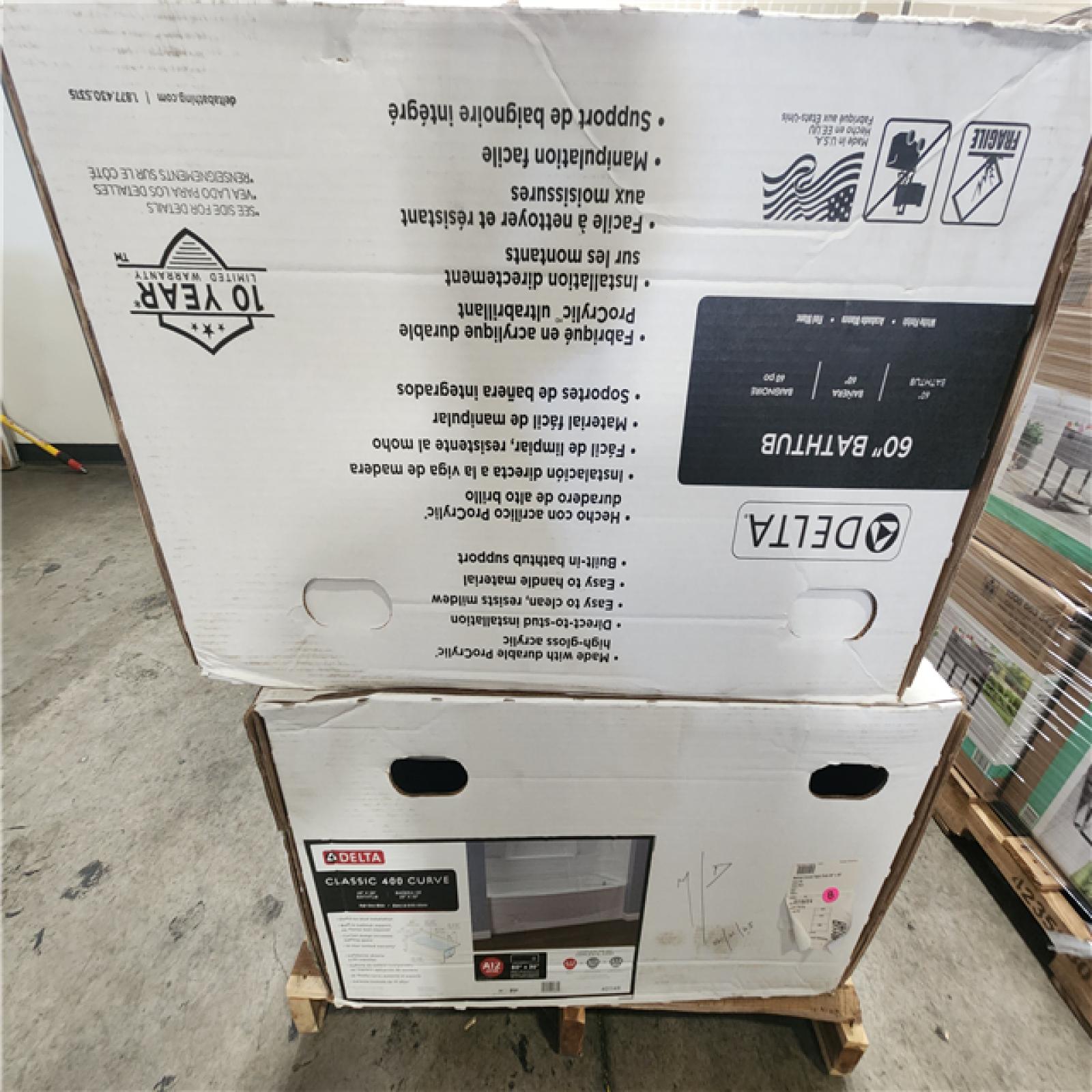 Phoenix Location 2 Delta Classic 500 Curve 60 in. x 32 in. Alcove Deep Soaking Bathtub with Right Drain in High Gloss White Pallet