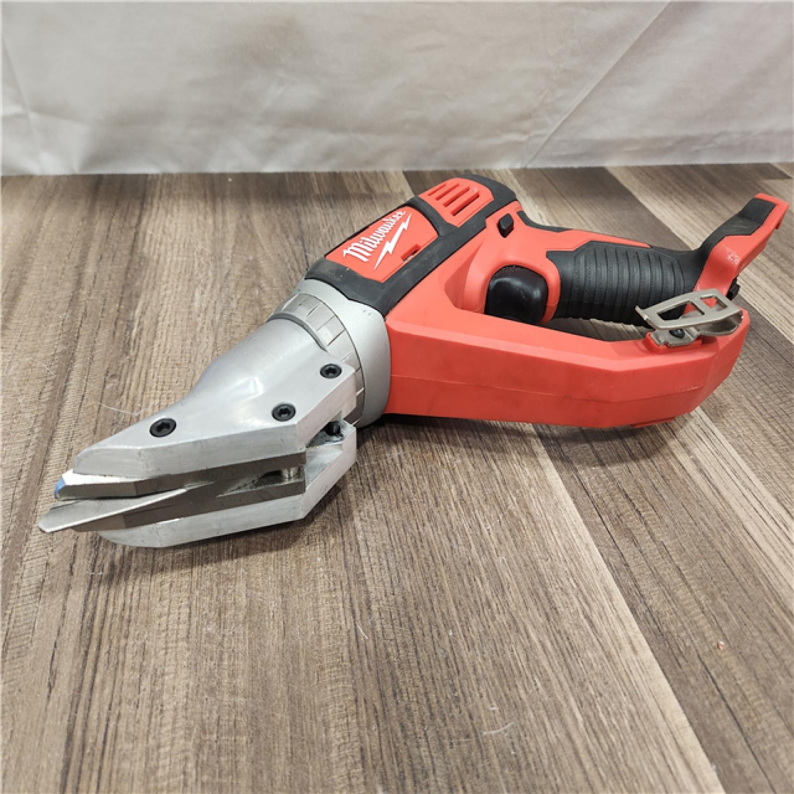 AS-IS- Milwaukee M18 18V Lithium-ion Cordless 18-gauge Double Cut Metal Shear (Tool-Only)
