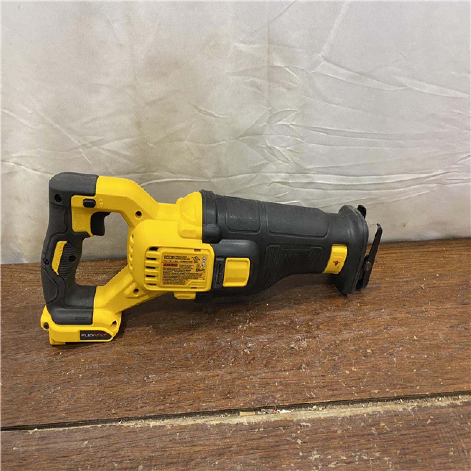 AS-IS DeWalt DCS389B FLEXVOLT 60V MAX Cordless Brushless Reciprocating Saw (Tool-Only)