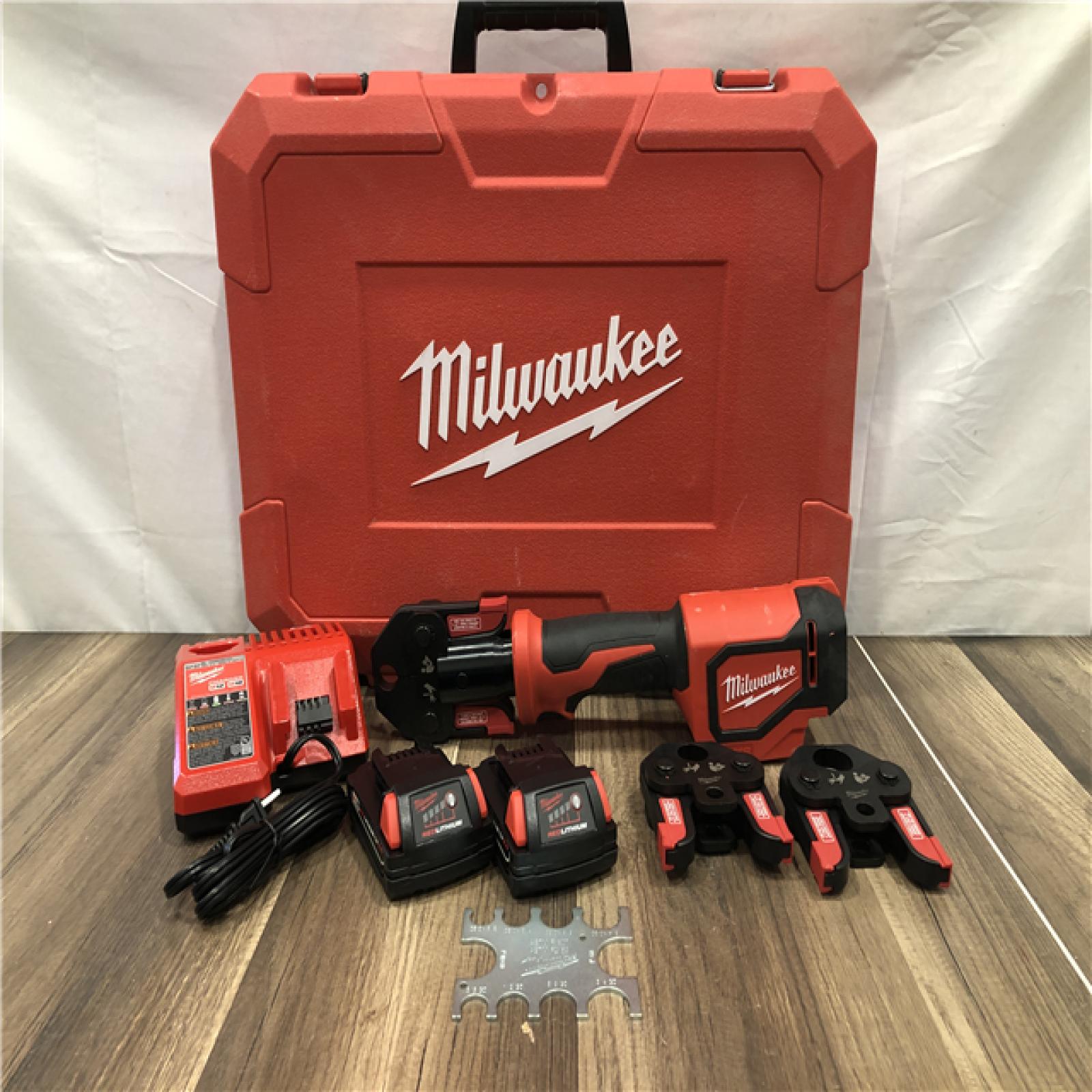 AS-IS Milwaukee M18 18V Lithium-Ion Cordless Short Throw Press Tool Kit