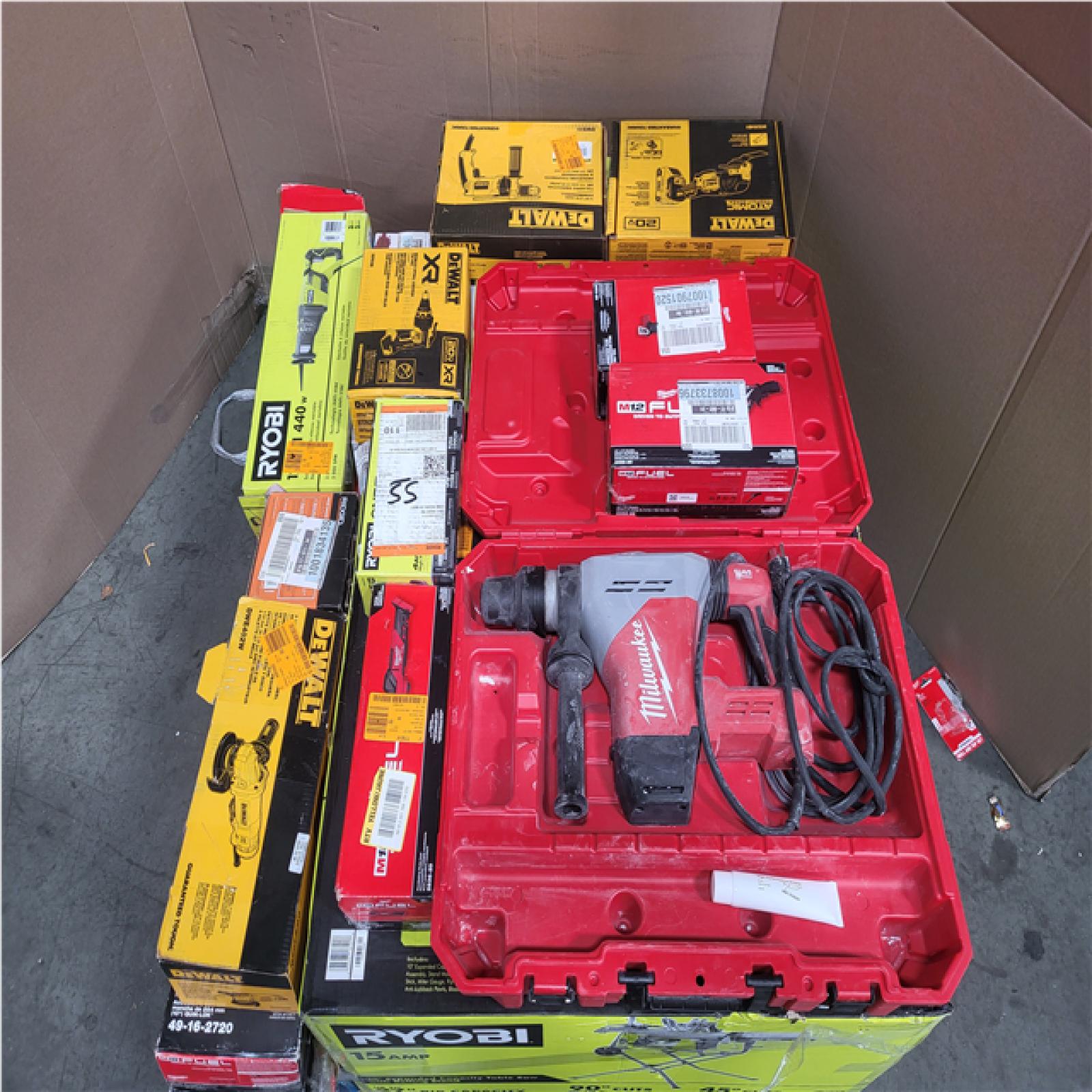 PHOENIX AS-IS TOOL PALLET