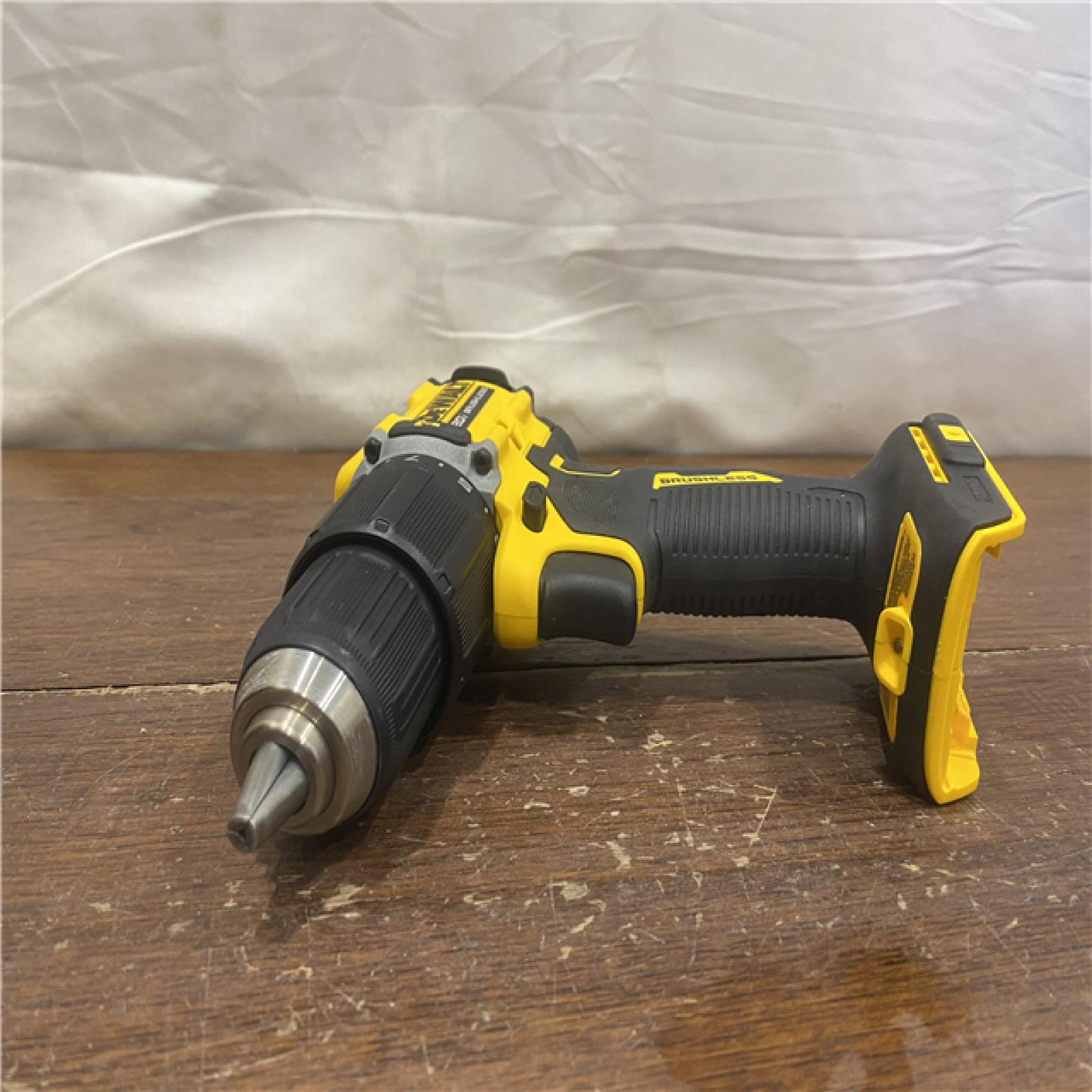 AS-IS DEWALT ATOMIC 20-Volt Lithium-Ion Cordless 1/2 in. Compact Hammer Drill with 3.0Ah Battery, Charger and Bag
