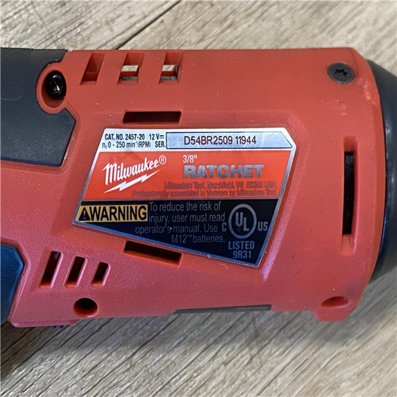 AS-IS Milwaukee 12V Lithium-Ion Cordless 3/8 in. Ratchet (Tool-Only)