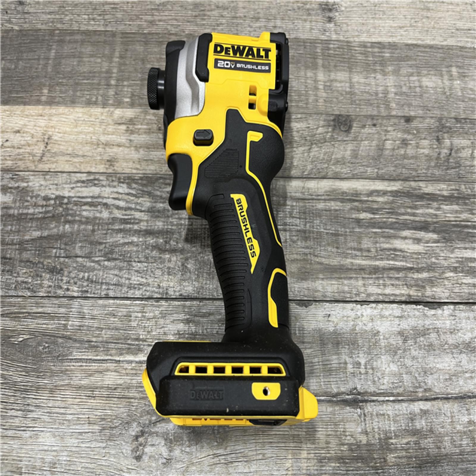AS-IS DEWALT ATOMIC 20V MAX Lithium-Ion Cordless 1/4 in. Brushless Impact Driver Kit