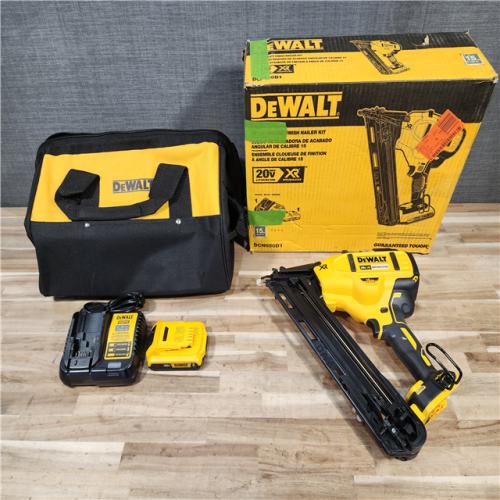 HOUSTON LOCATION - AS-IS DEWALT 20V MAX XR Lithium-Ion Cordless 2-1/2 in. 15-Gauge Finish Nailer Kit
