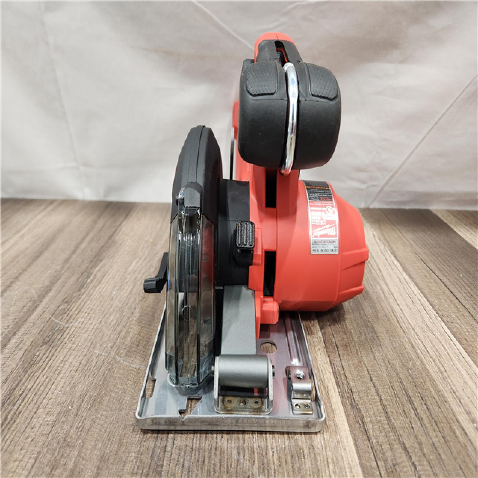 AS-IS- Milwaukee M18 FUEL 18V Brushless Lithium-Ion 5-3/8 Cordless Metal Saw (TOOL ONLY)