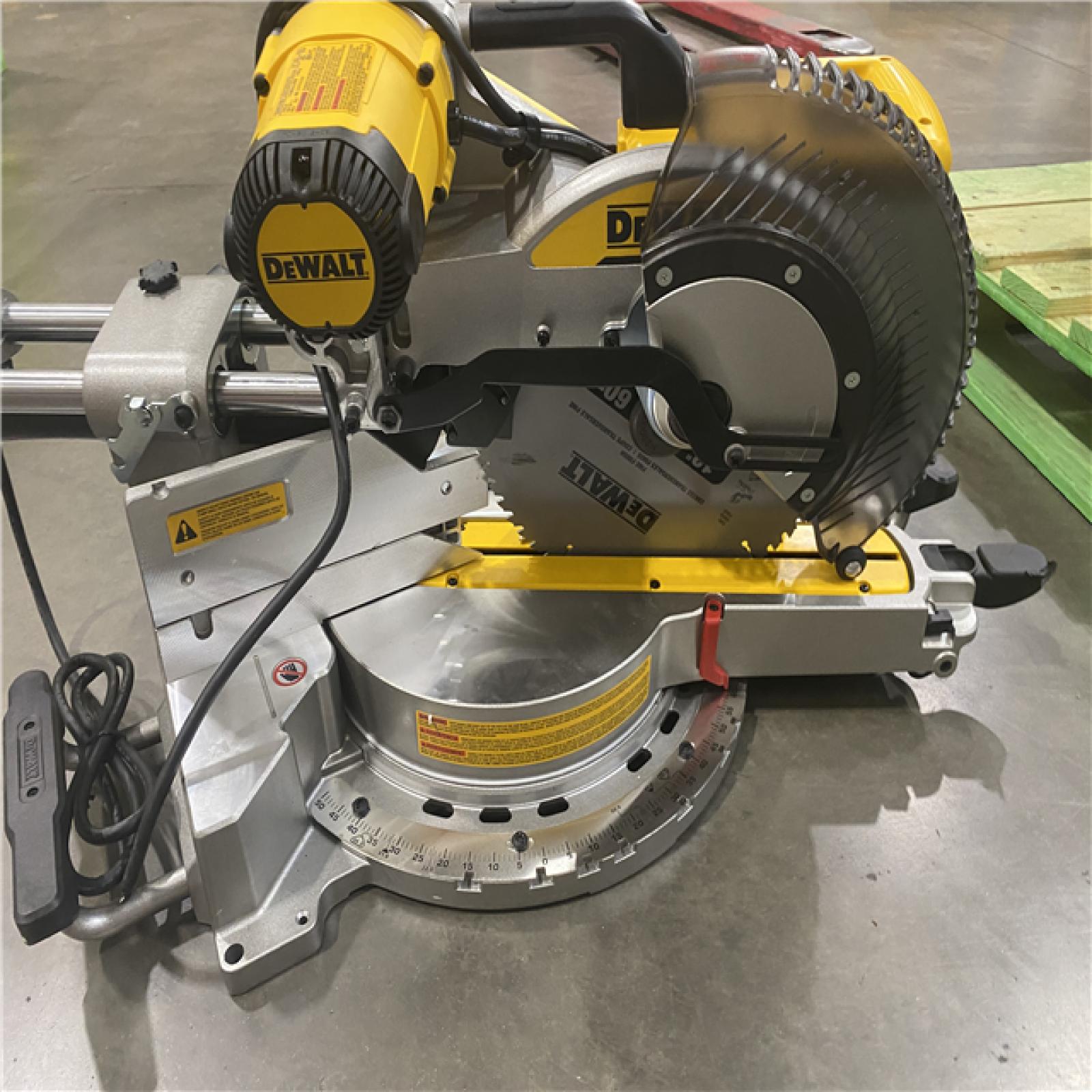 As-Is- DEWALT 12 Double Bevel Sliding Compound Miter Saw