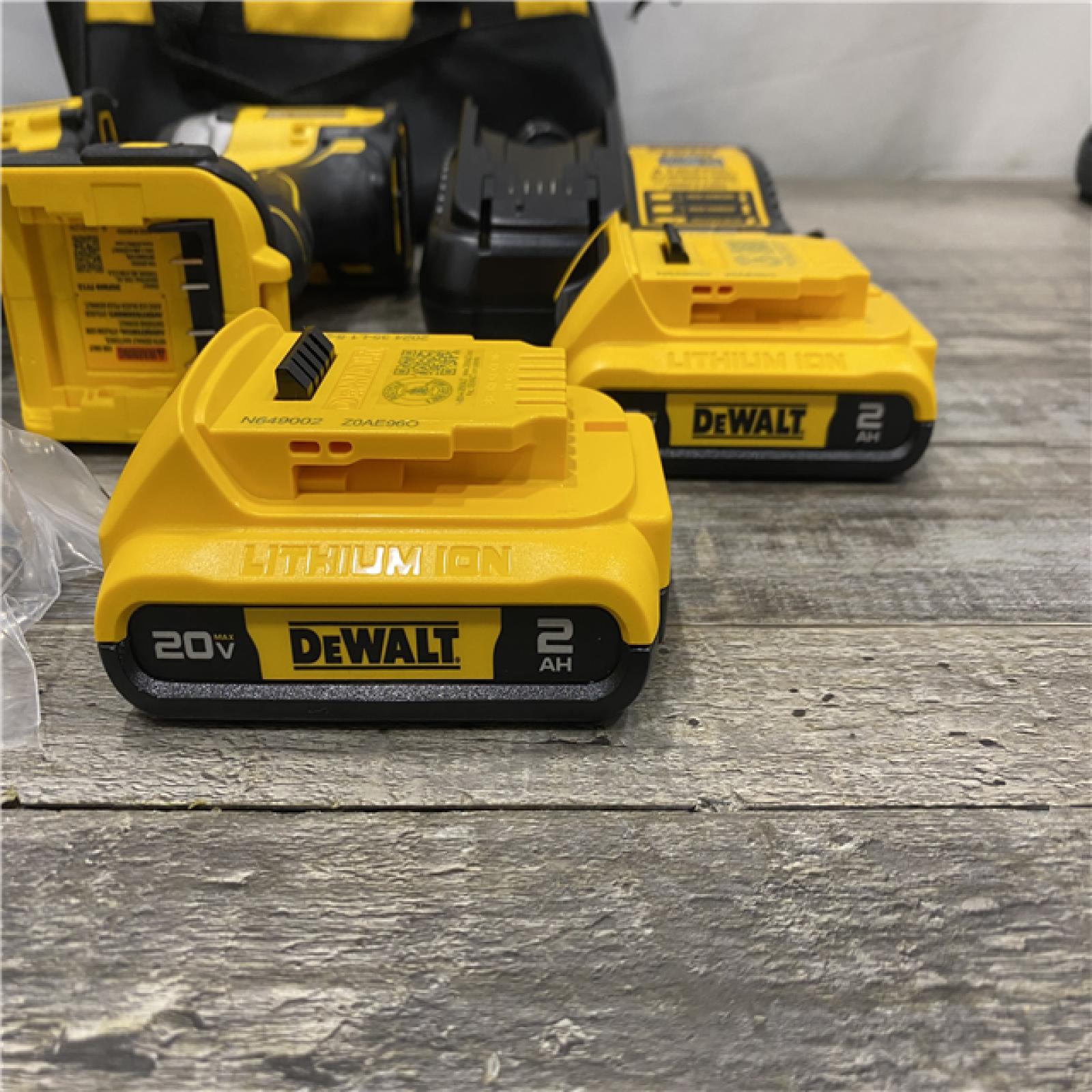 AS-IS DEWALT ATOMIC 20-Volt MAX Lithium-Ion Cordless Combo Kit