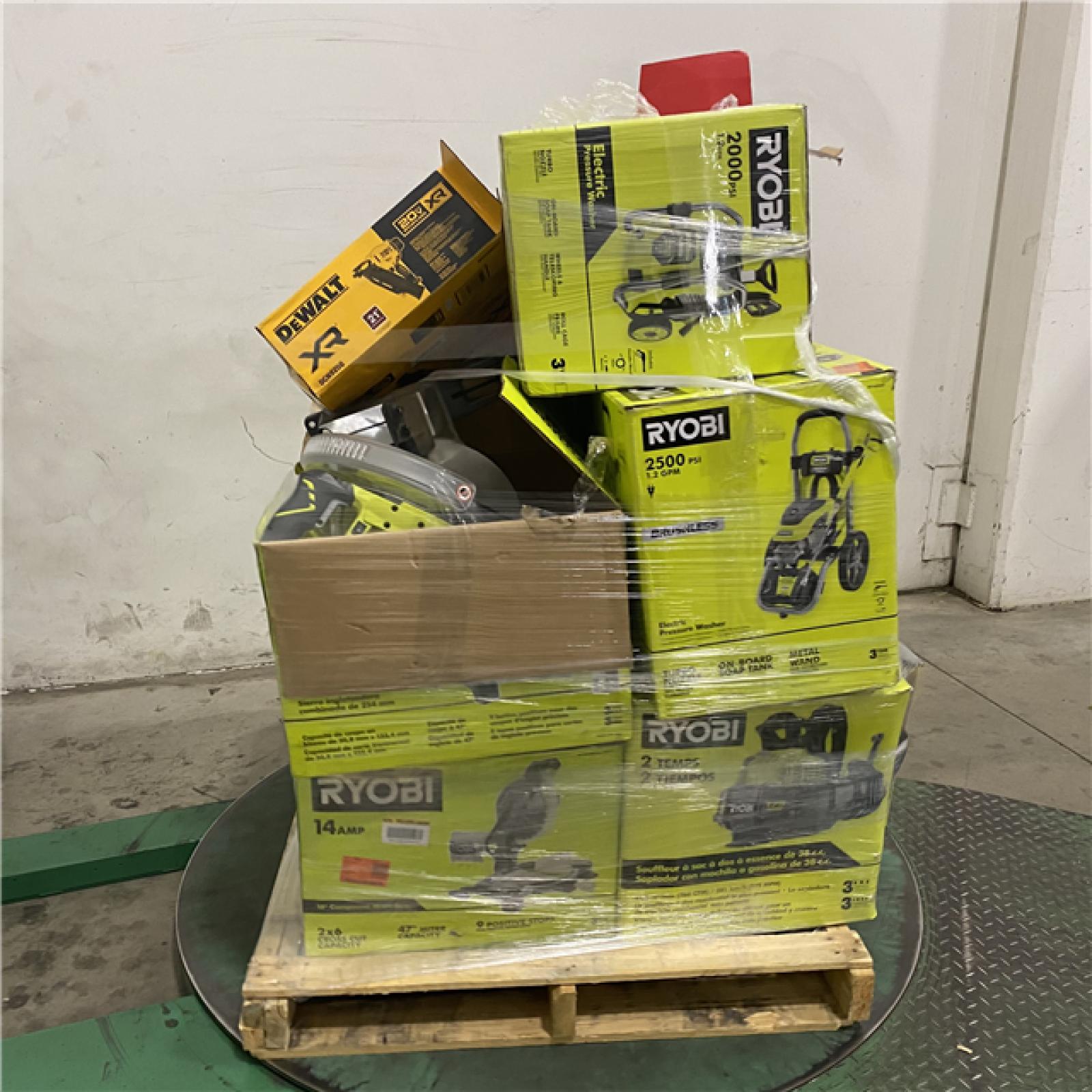 Dallas Location - As-Is Tool Pallet