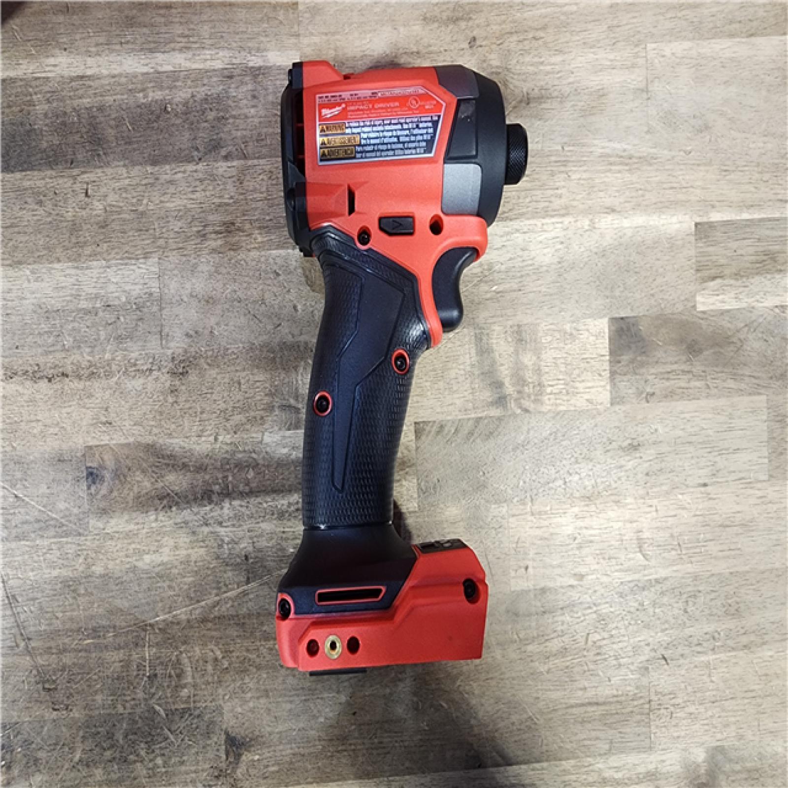 HOUSTON LOCATION - AS-IS (APPEARS LIKE NEW) Milwaukee M18 FUEL 1/4 Hex Impact Driver Kit