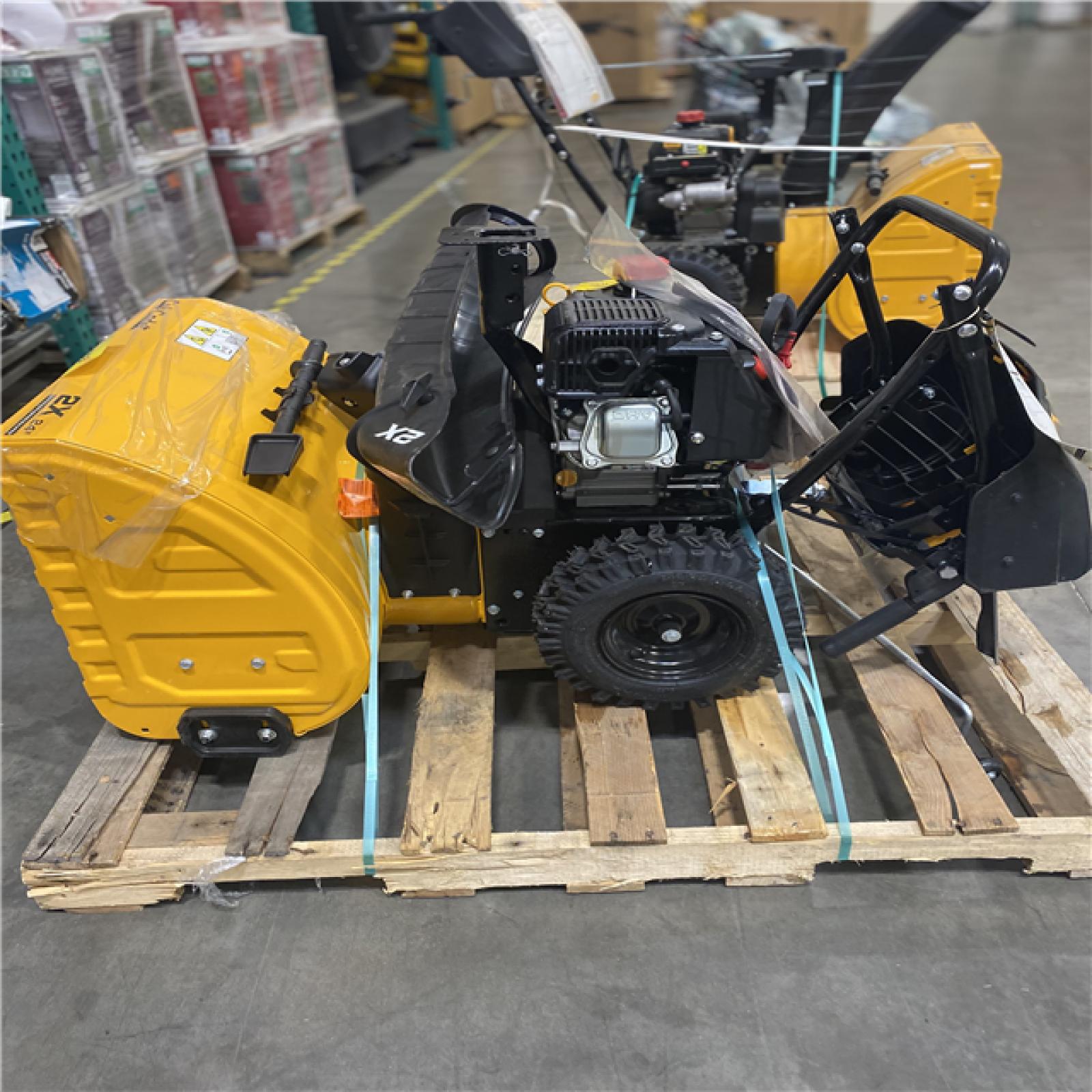 Dallas Location - As-Is Cub Cadet 2 in. x 24 in. 208 cc Gas Snow Blower