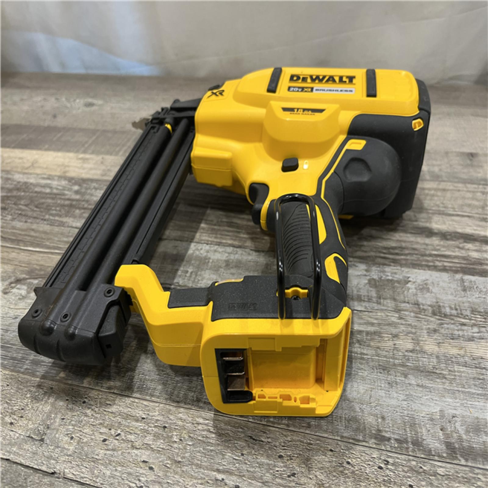 AS-IS DEWALT 20V MAX XR Lithium-Ion Electric Cordless 18-Gauge Brad Nailer (Tool Only)