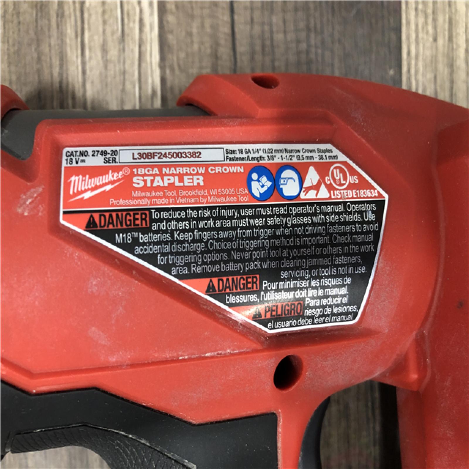 AS-IS Milwaukee FUEL 18-Volt Lithium-Ion Brushless Cordless 18-Gauge 1/4 in. Narrow Crown Stapler (Tool-Only)