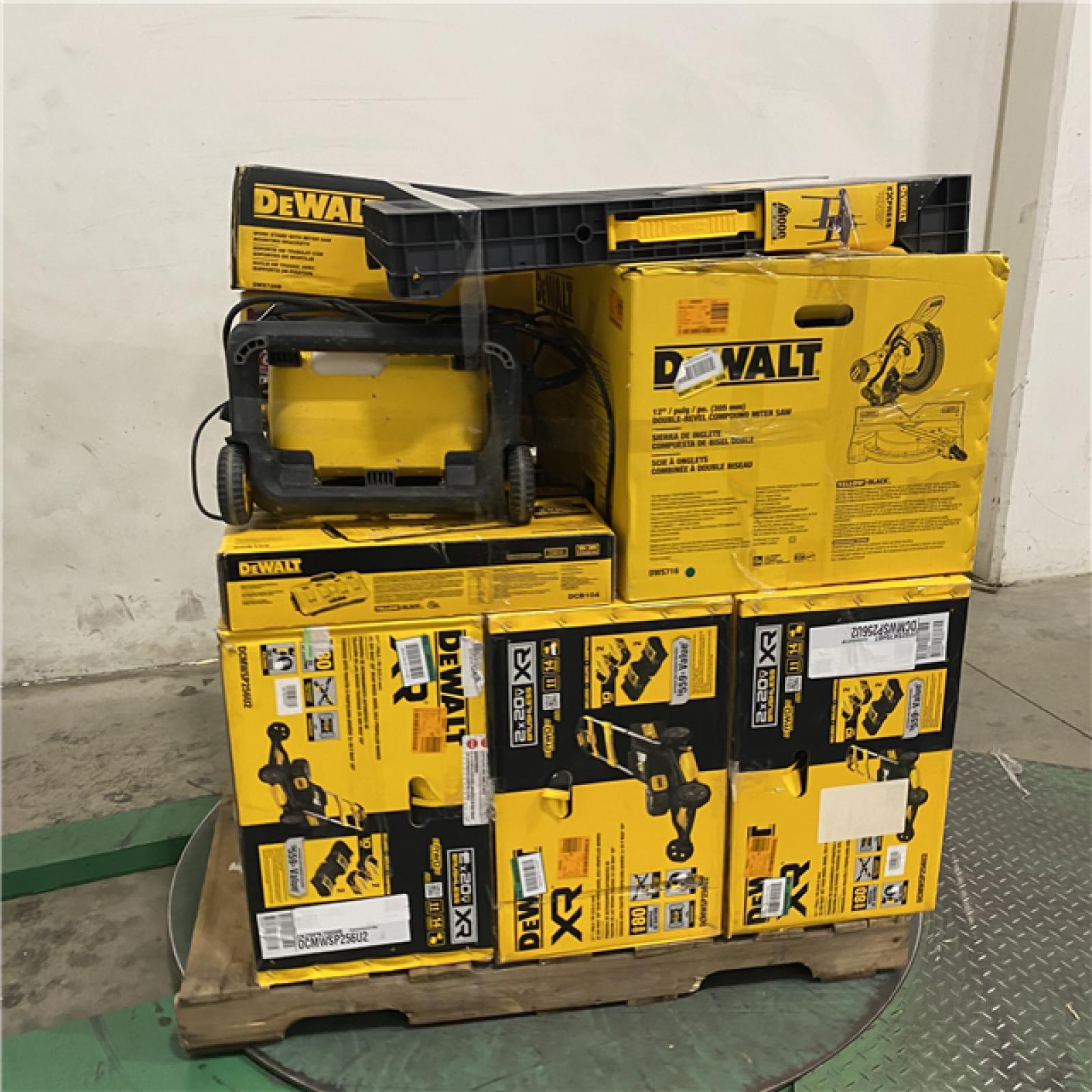 Dallas Location - As-Is DEWALT Tool Pallet