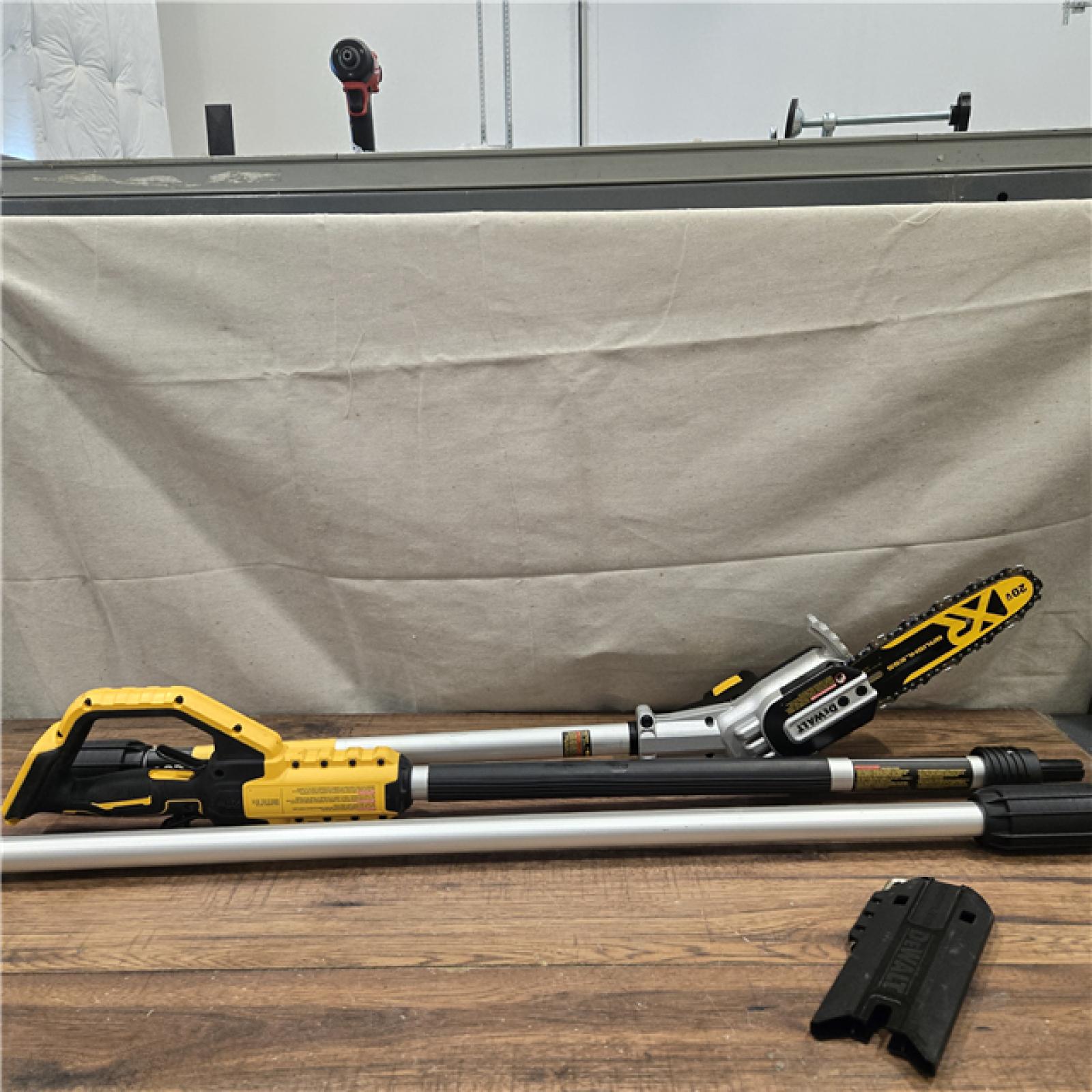 AS-IS DEWALT 20V MAX 8in. Brushless Cordless Battery Powered Pole Saw (Tool Only)