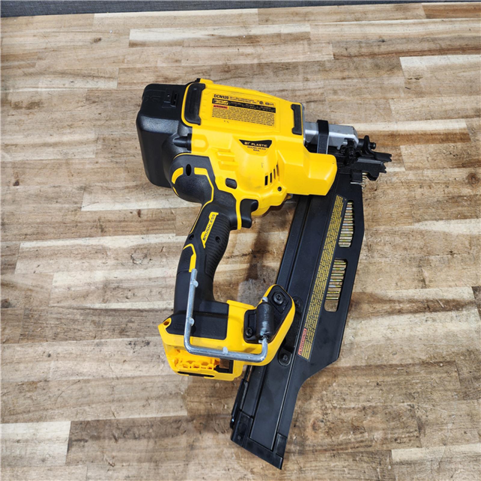 HOUSTON LOCATION - AS - IS DEWALT 20-Volt 21° Cordless Framing Nailer (Tool-Only)