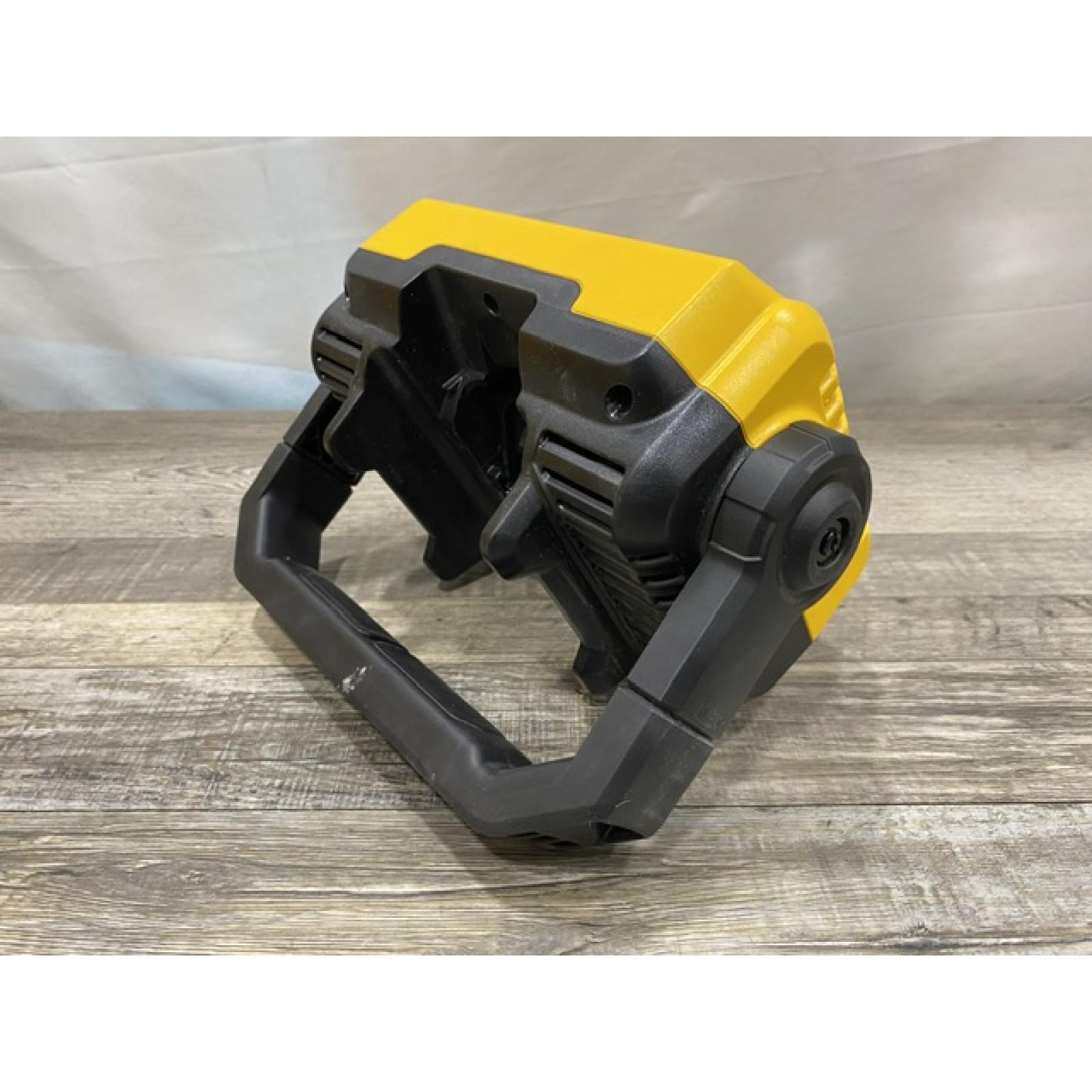 AS-IS DEWALT 20V MAX Compact Cordless Task Lightt (Tool Only)