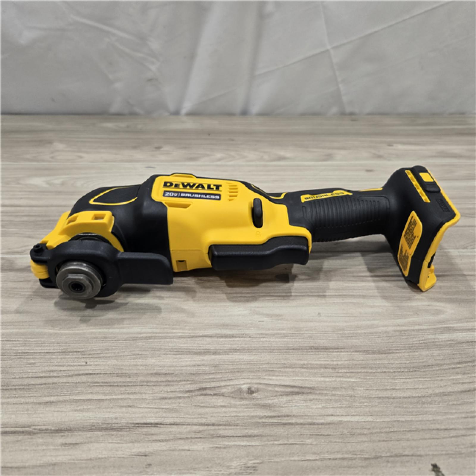 AS-IS DEWALT ATOMIC 20V MAX Cordless Oscillating Multi Tool (Tool Only)